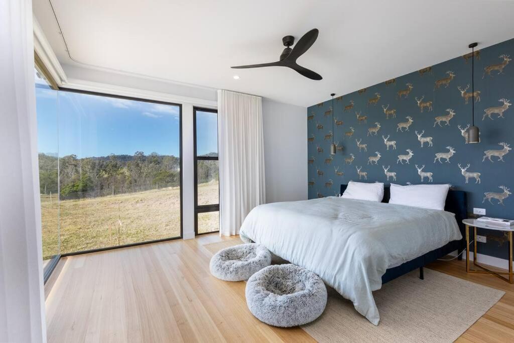 Modern farmhouse