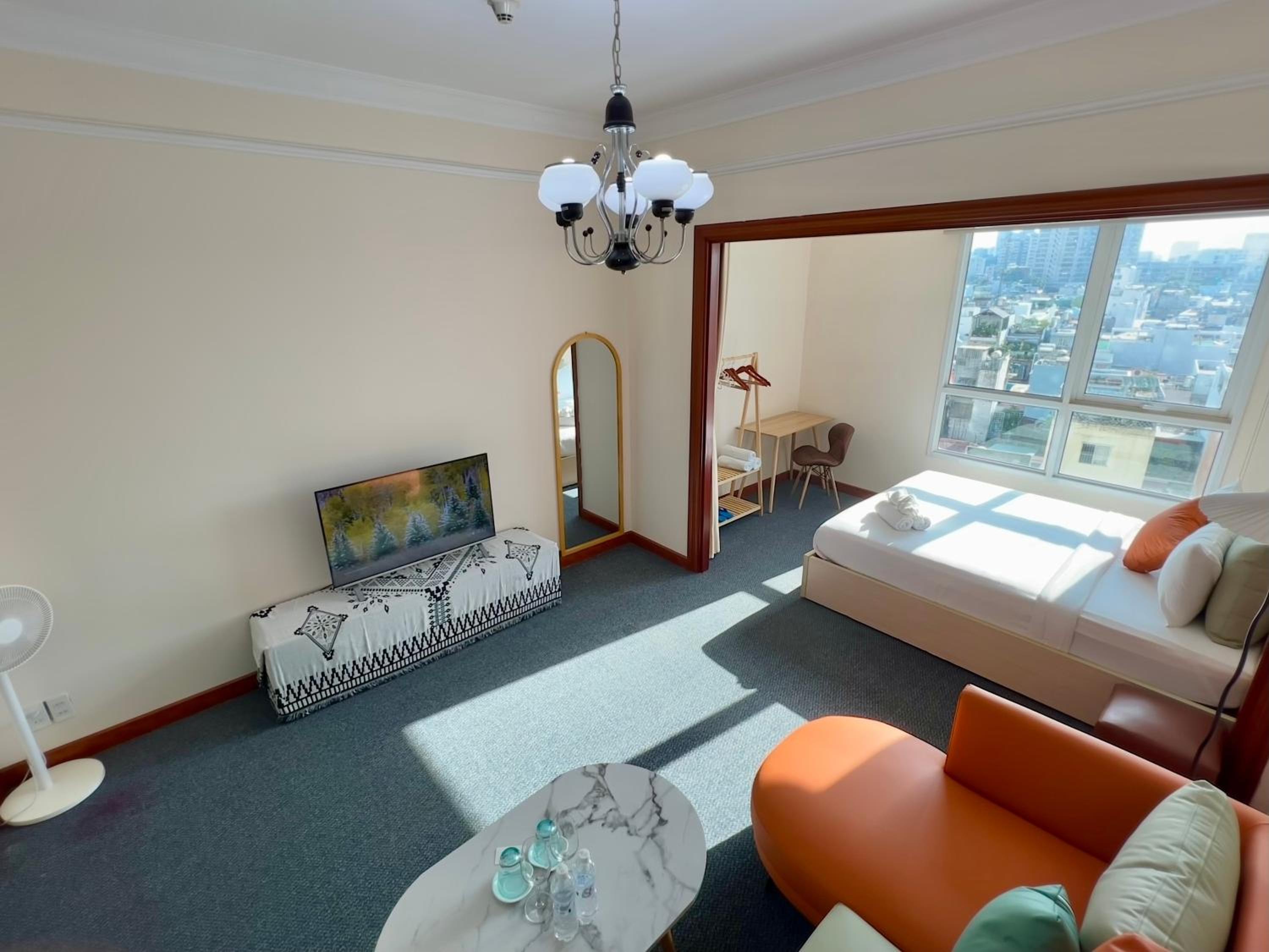 Diny ApartHotel - Rooftop Pool - The Manor 2