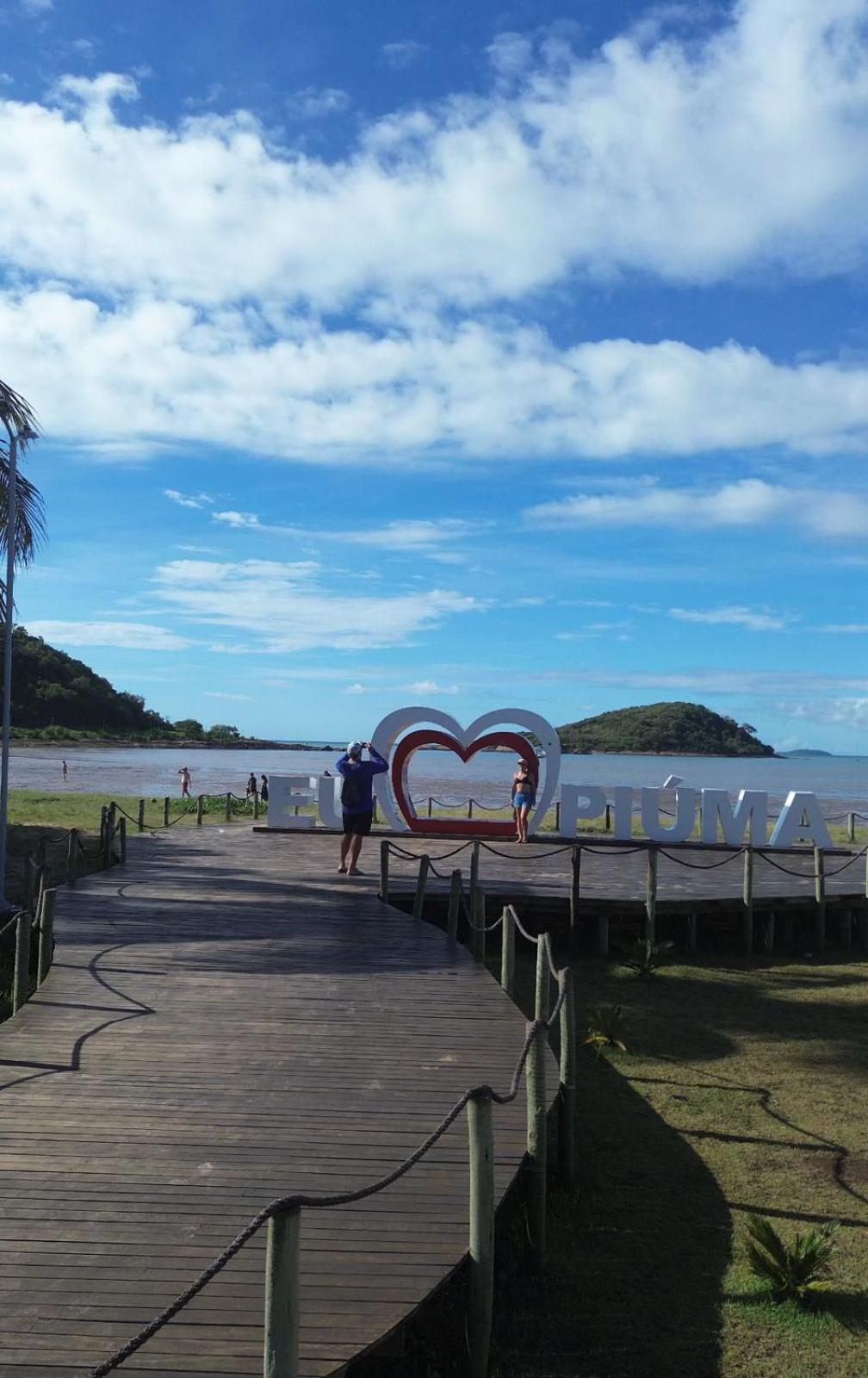 Apartamento sem vista ao mar, à 15 metros da praia de Piúma