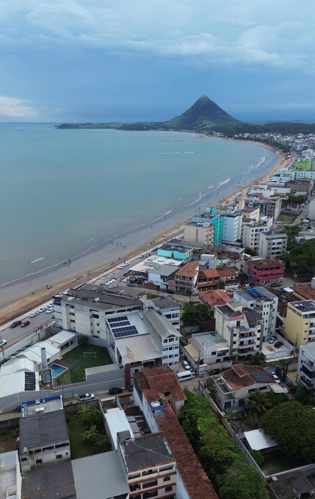 Apartamento sem vista ao mar, à 15 metros da praia de Piúma