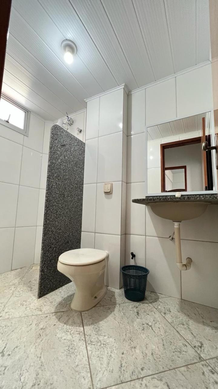 Apartamento sem vista ao mar, à 15 metros da praia de Piúma