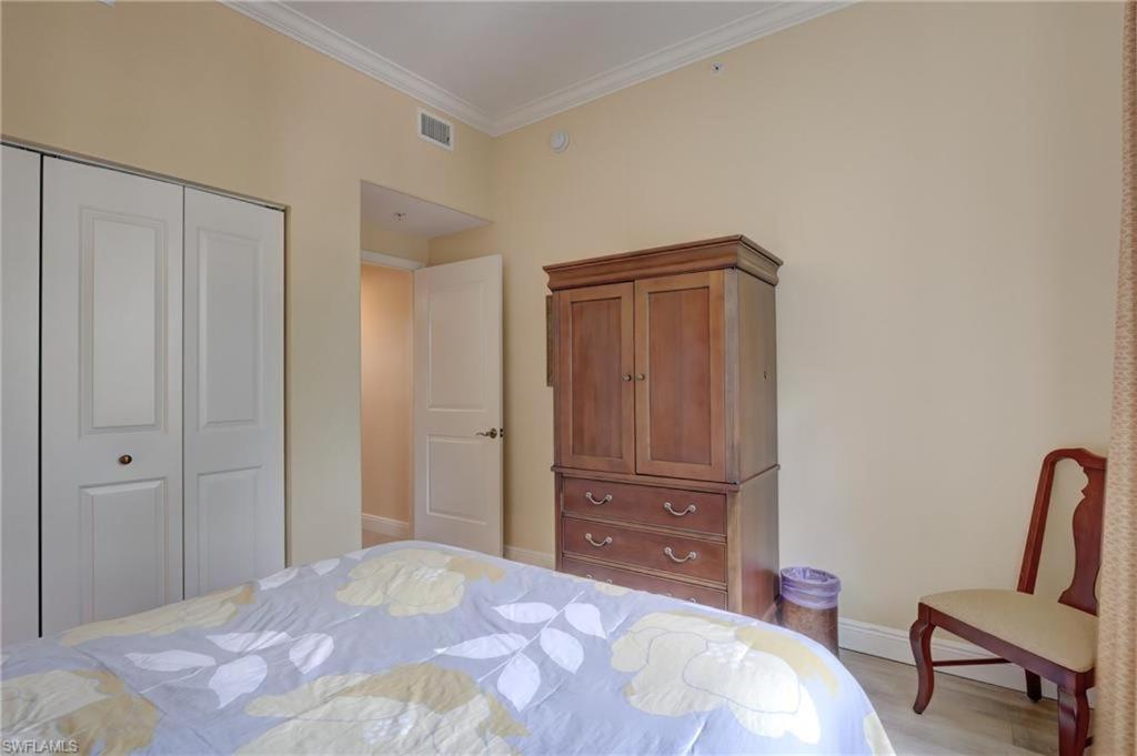 Beautiful Condo in Naples!