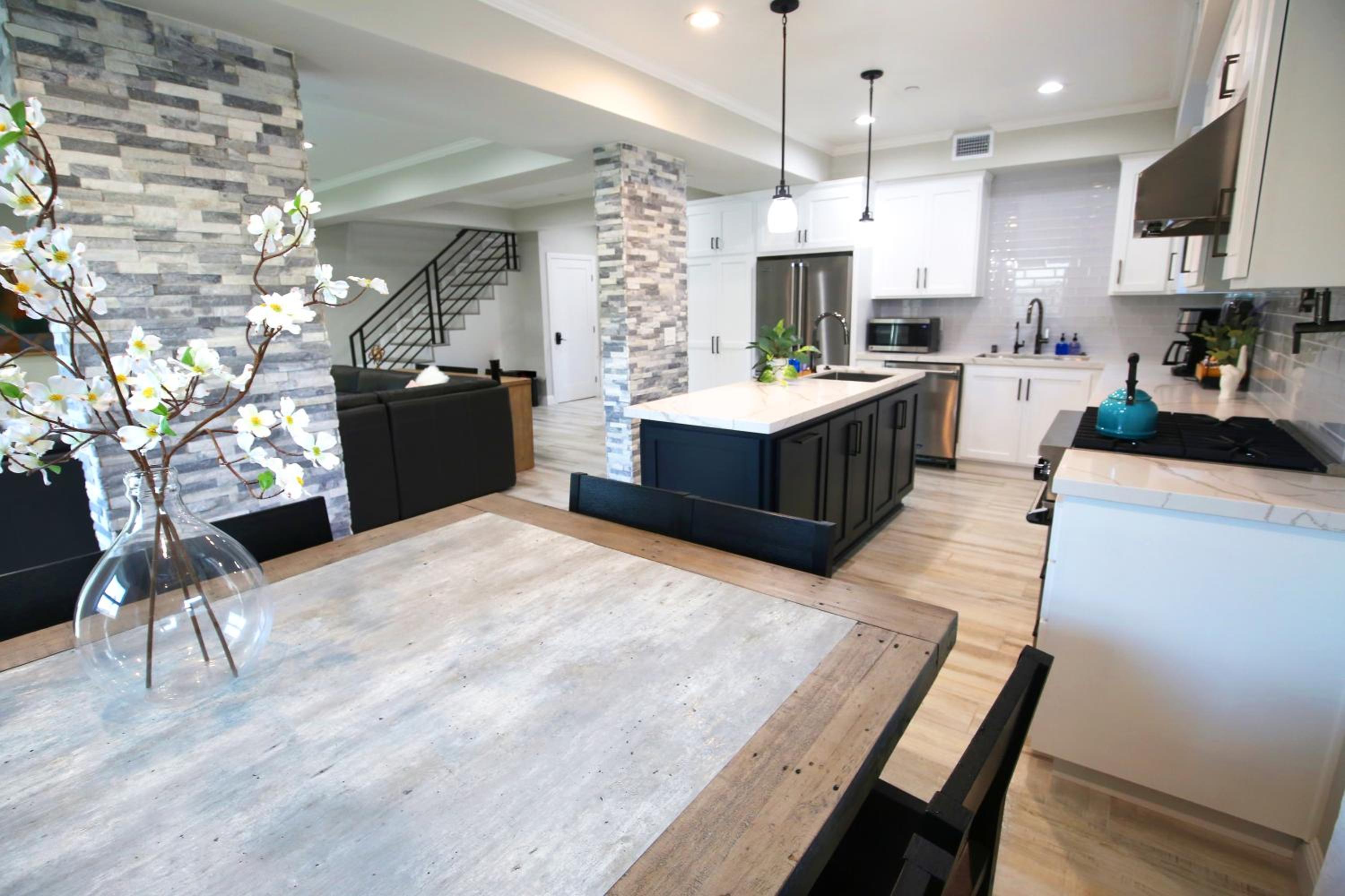 Oxnard Vacations - Luxury Beach Home - Steps to the Sand, Game Room, Firepit, Deck - Property Image 31