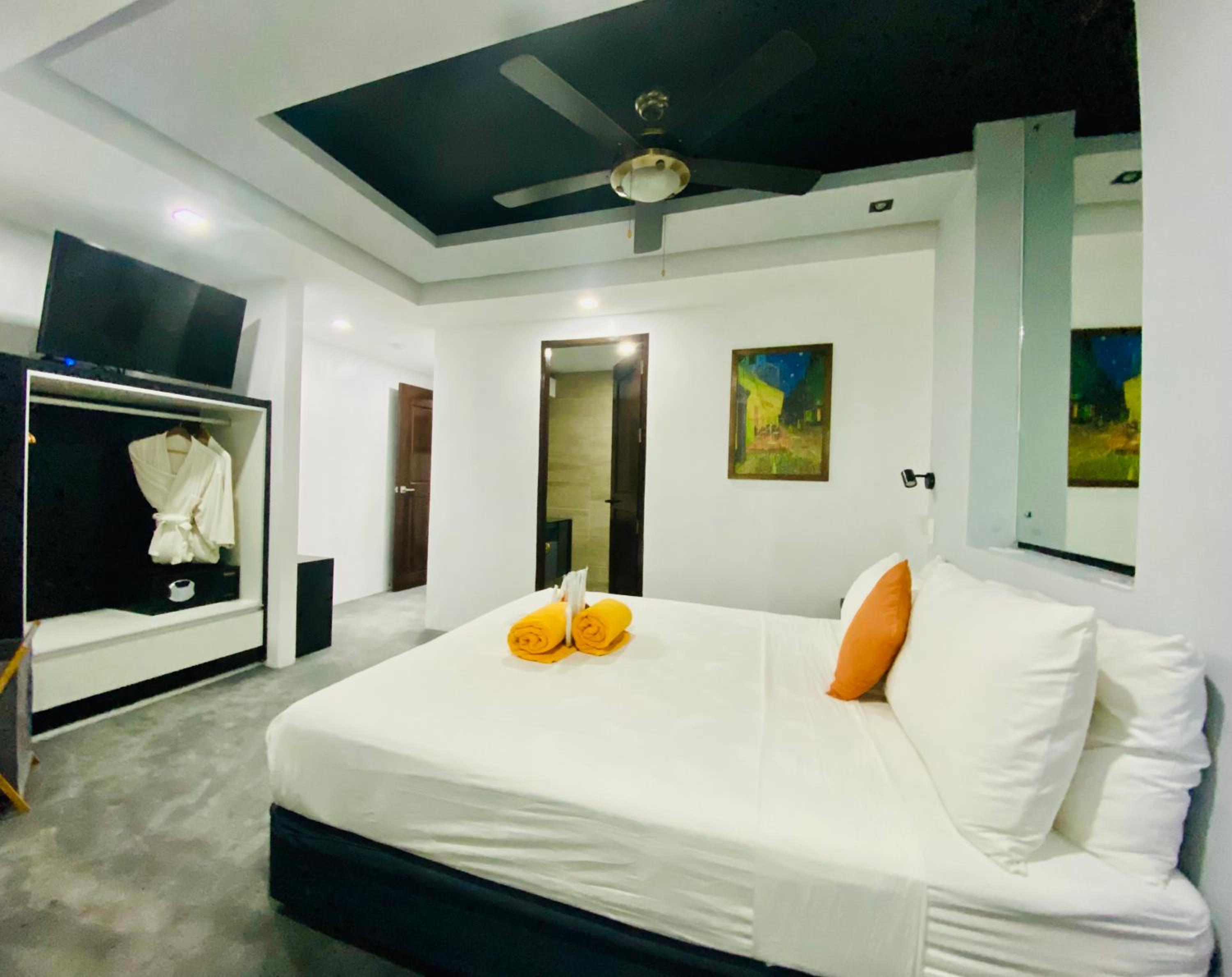Lalaguna Villas Luxury Dive Resort and Spa