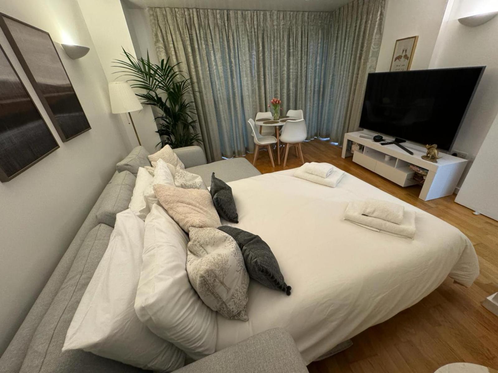 Luxury Apartment in Canary Wharf