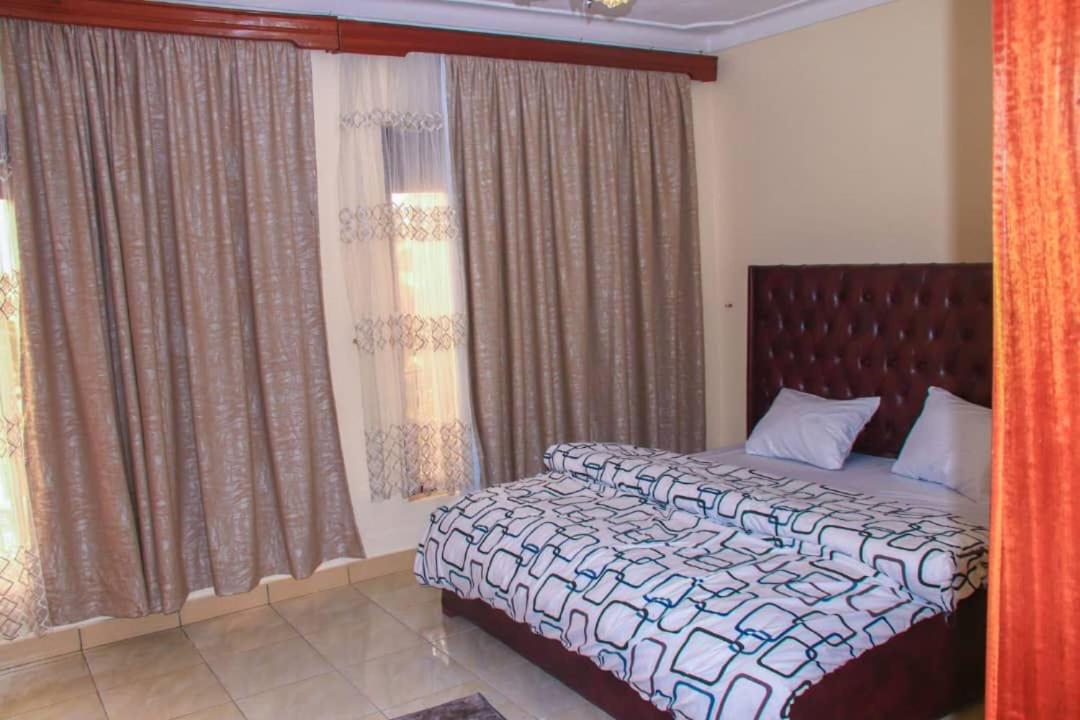 MAISON DE OMASHI GUEST ROOM AND Suites view 2