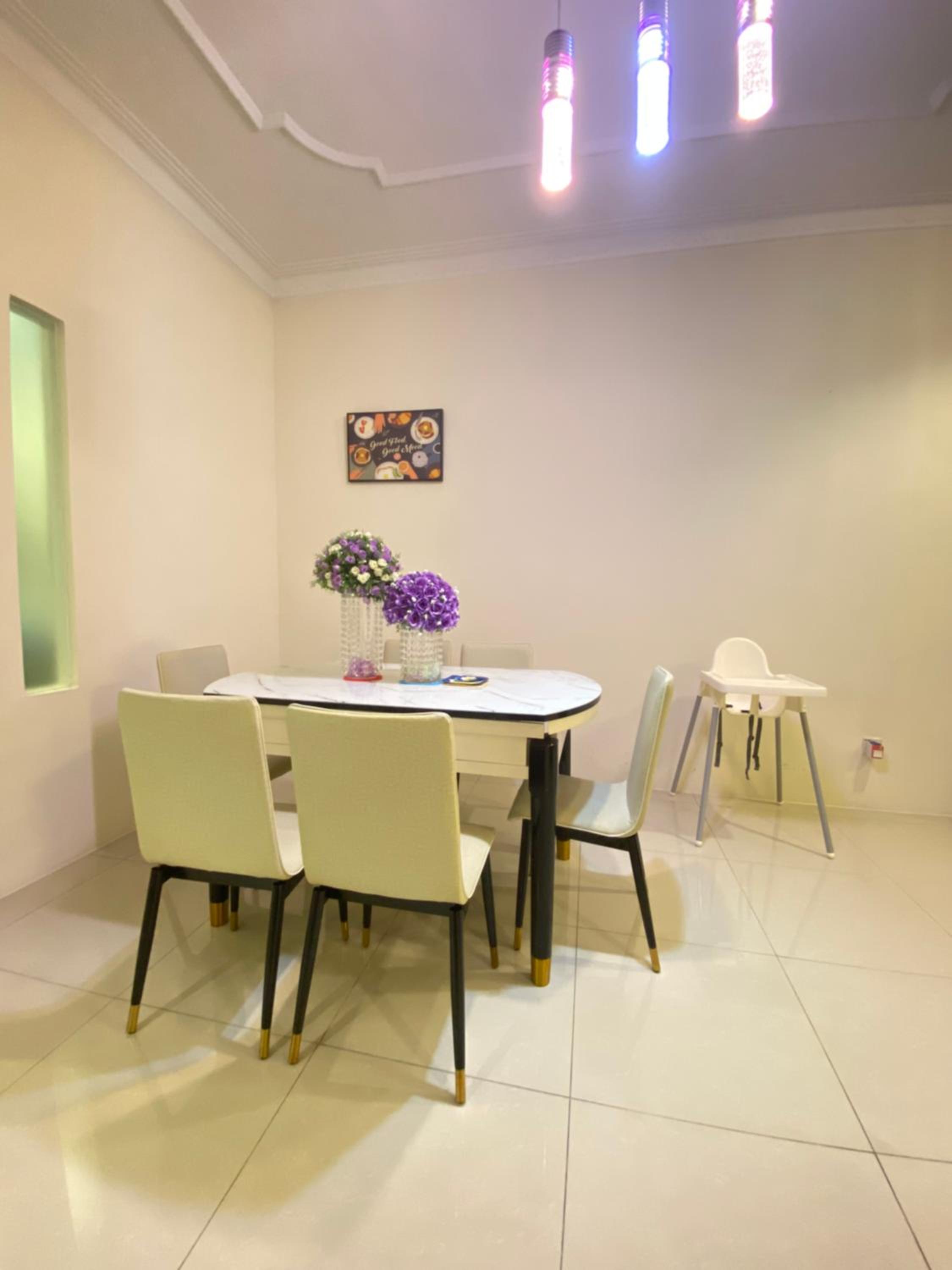 139 Homestay 13 Mins From kuching Airport Baby Friendly Spacious Home photo 4