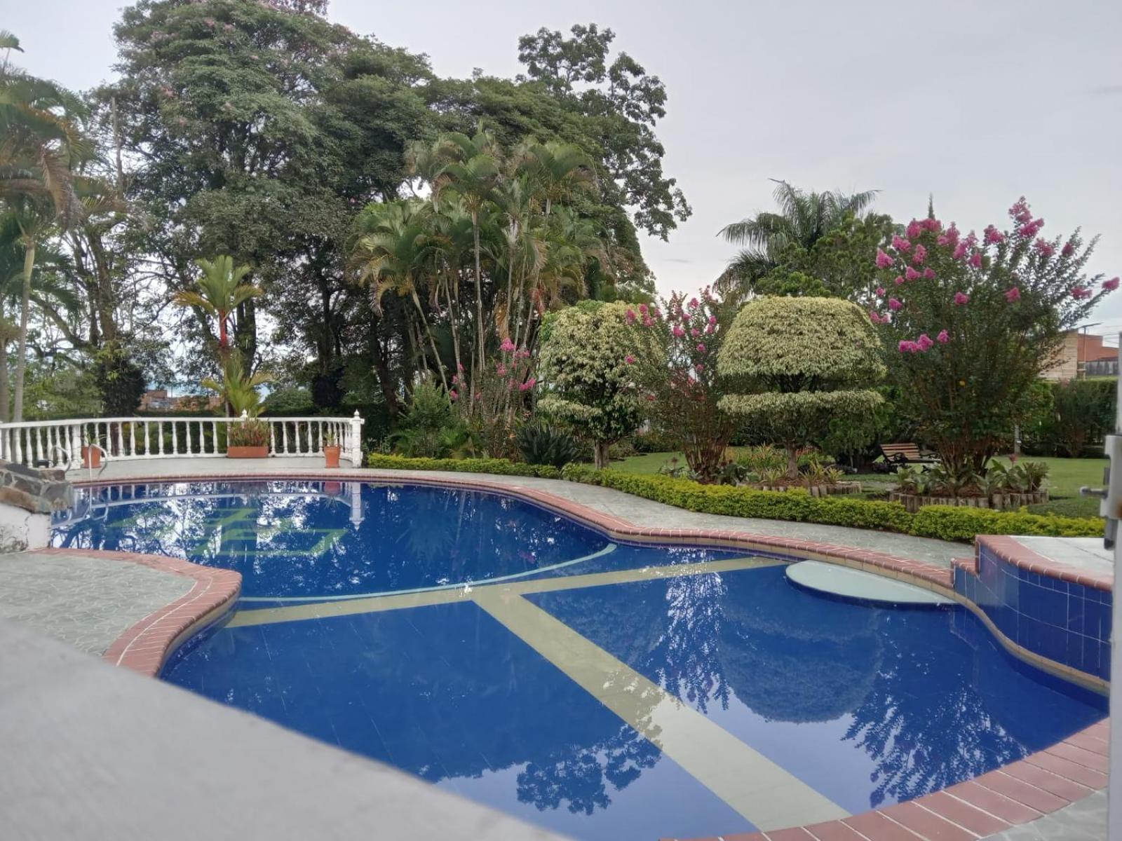 FINCA VILLA ESMERALDA