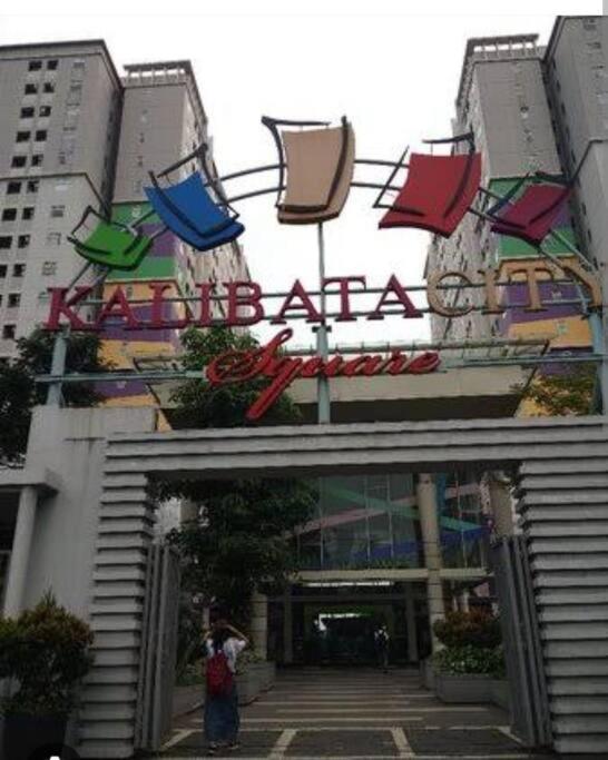 Kalibata City,Tower Borneo, 2 Bed Rooms view 5