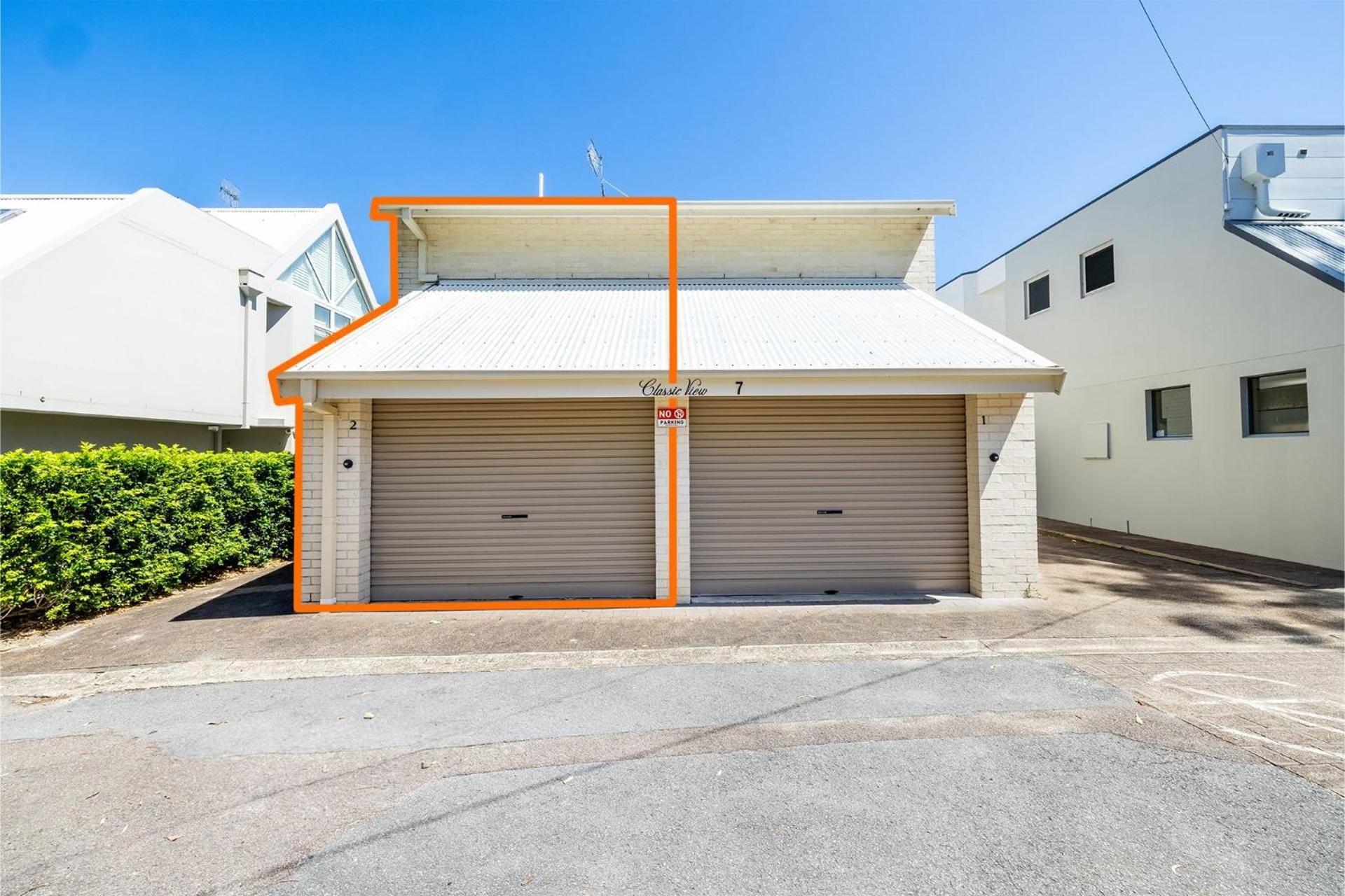 Classic View 2, 2 49 Victoria Pde - panoramic water views, aircon, free Wifi