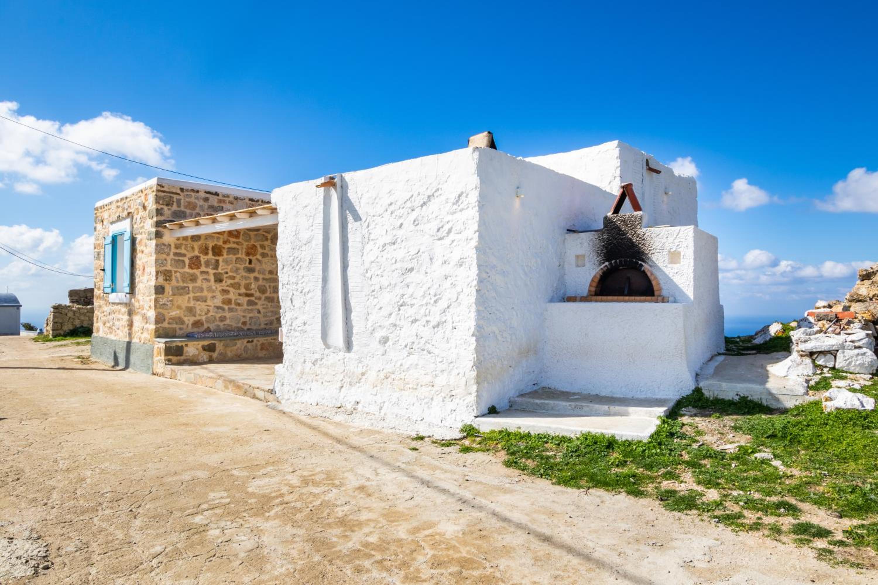 AXONI WINDMILL HOUSE