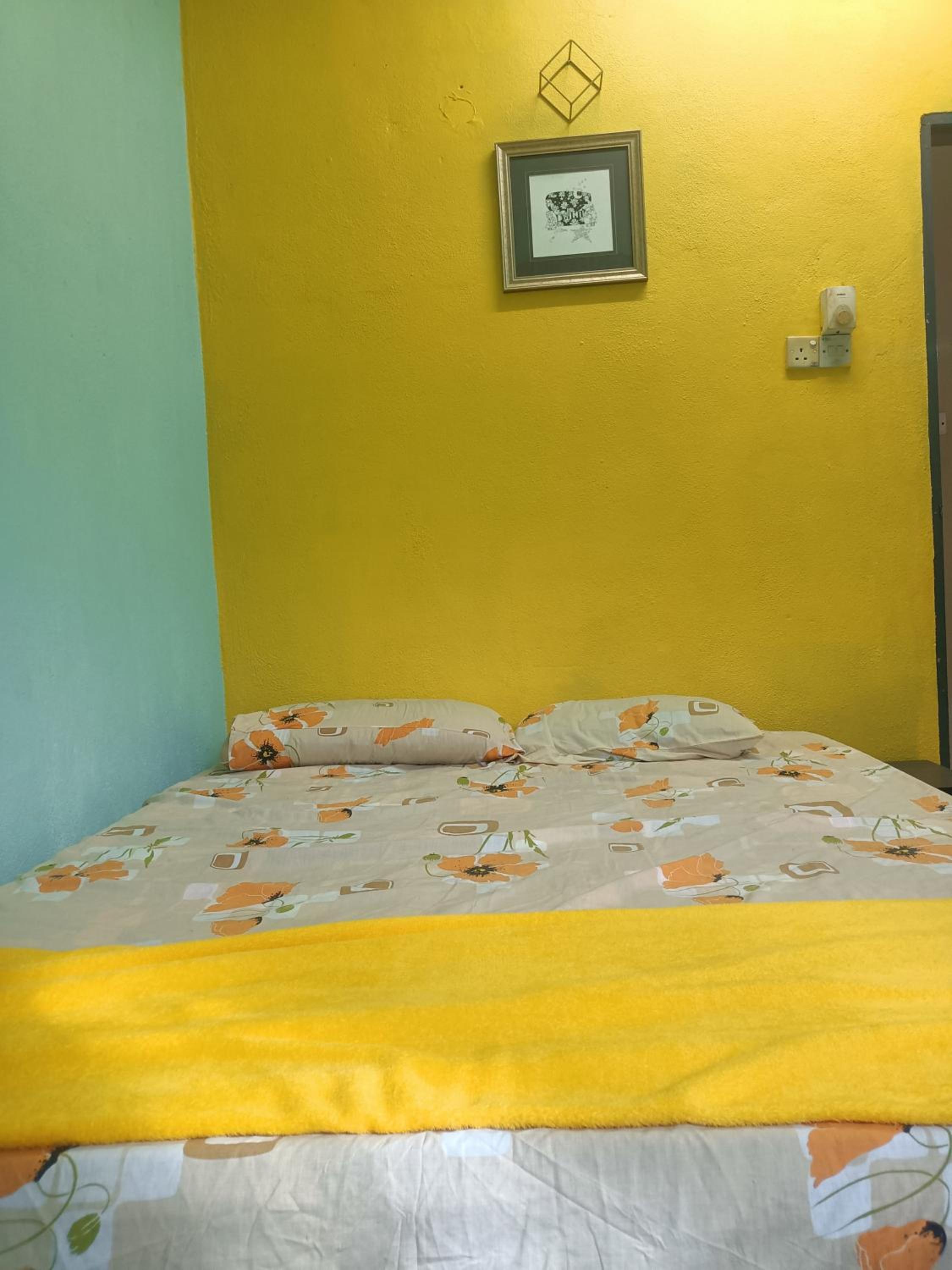 Saffira Homestay Near Universiti Malaya Education Centre -UMEC