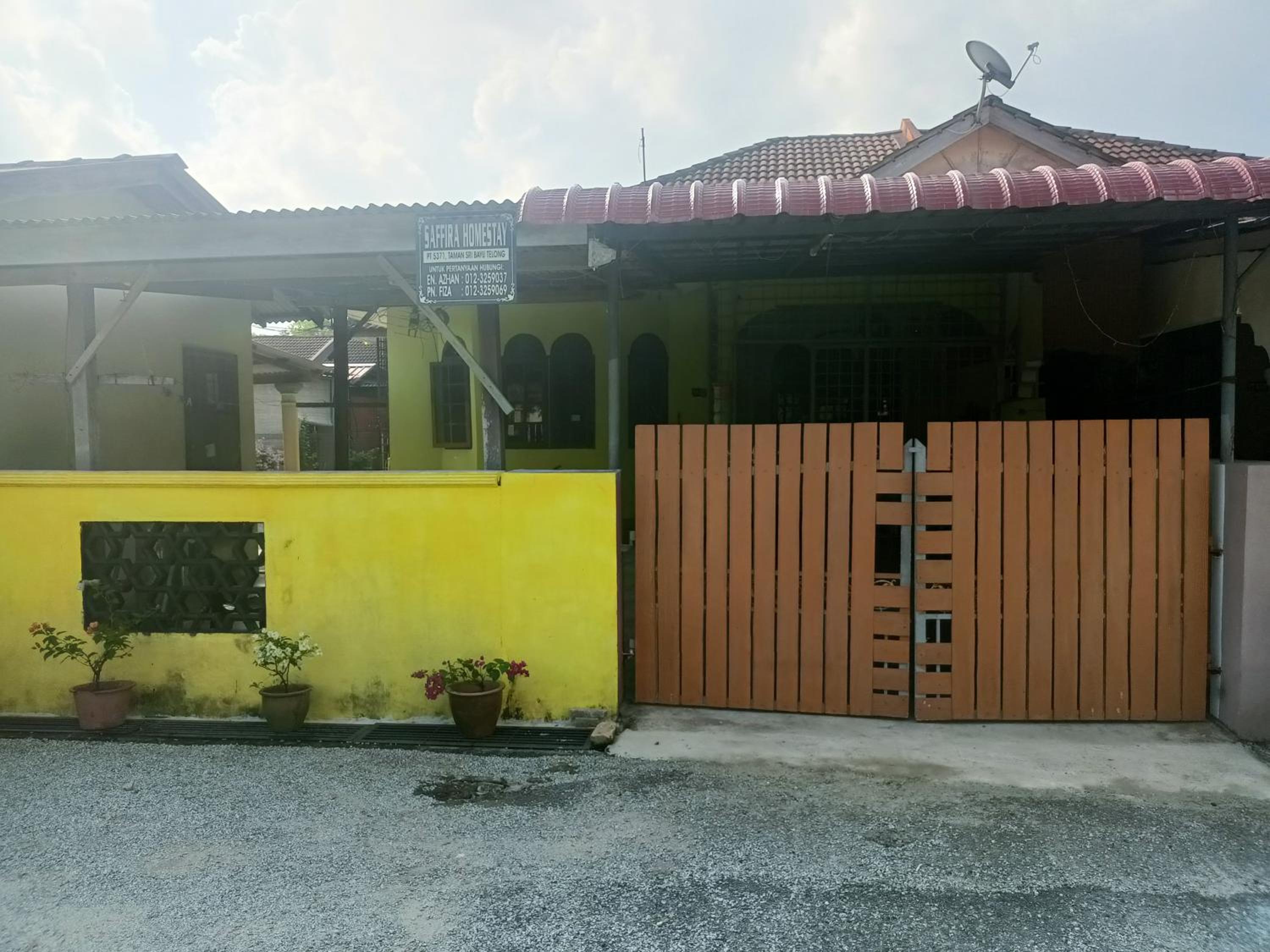 Saffira Homestay Near Universiti Malaya Education Centre -UMEC