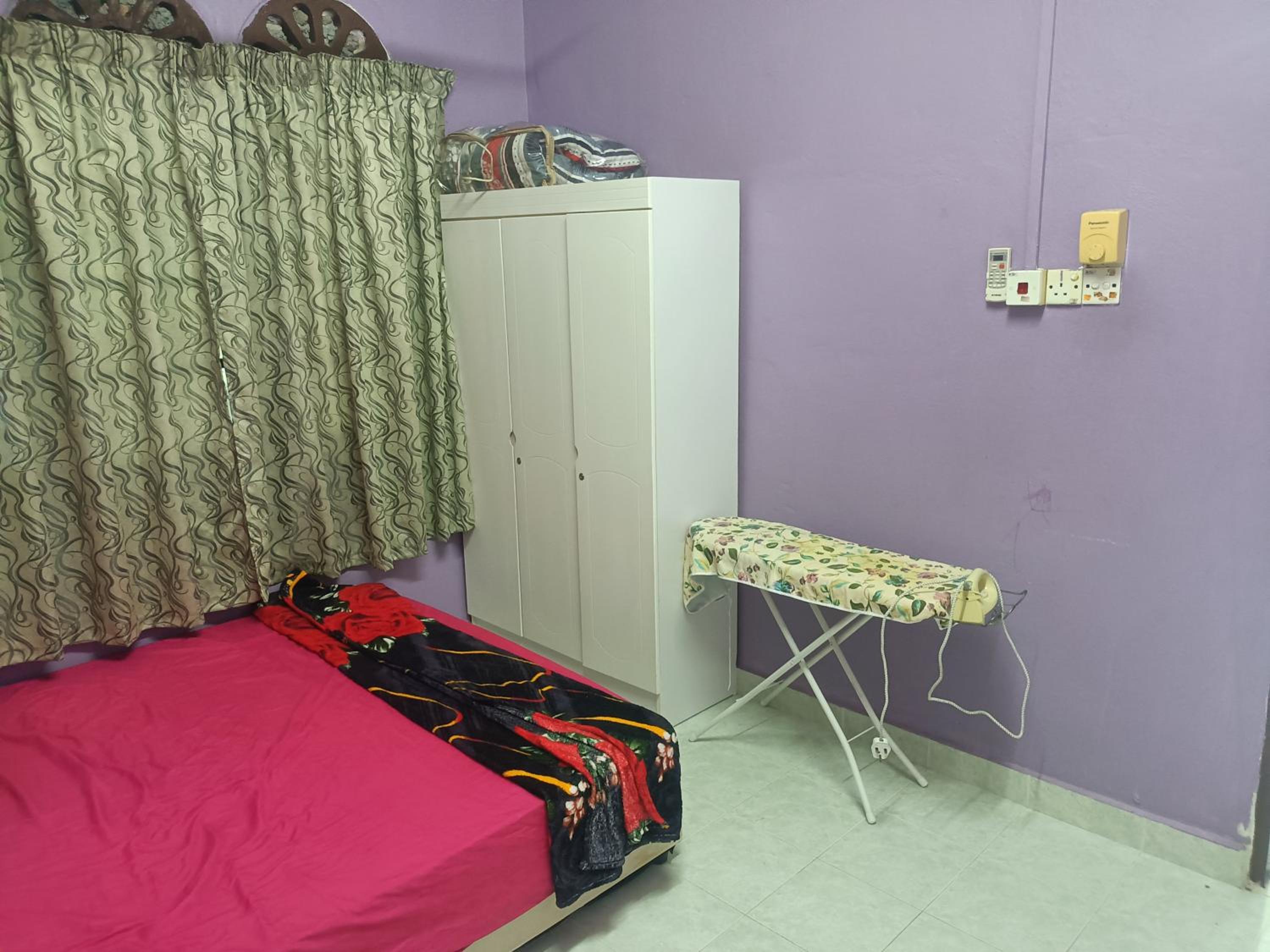 Saffira Homestay Near Universiti Malaya Education Centre -UMEC
