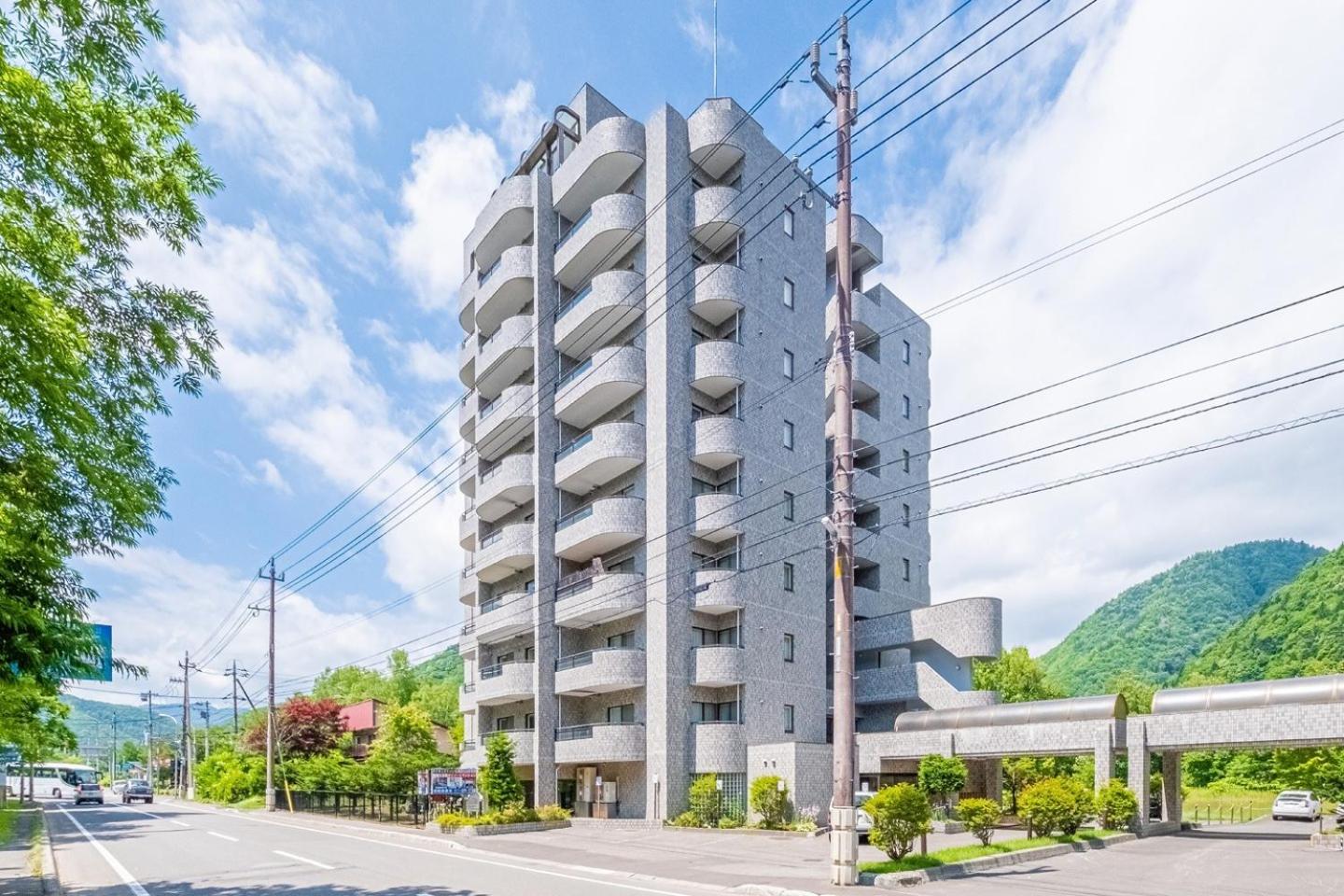 Lions Mansion Sapporo Jozankei Sanbankan Room 201 - Vacation STAY 14335 - Image 1