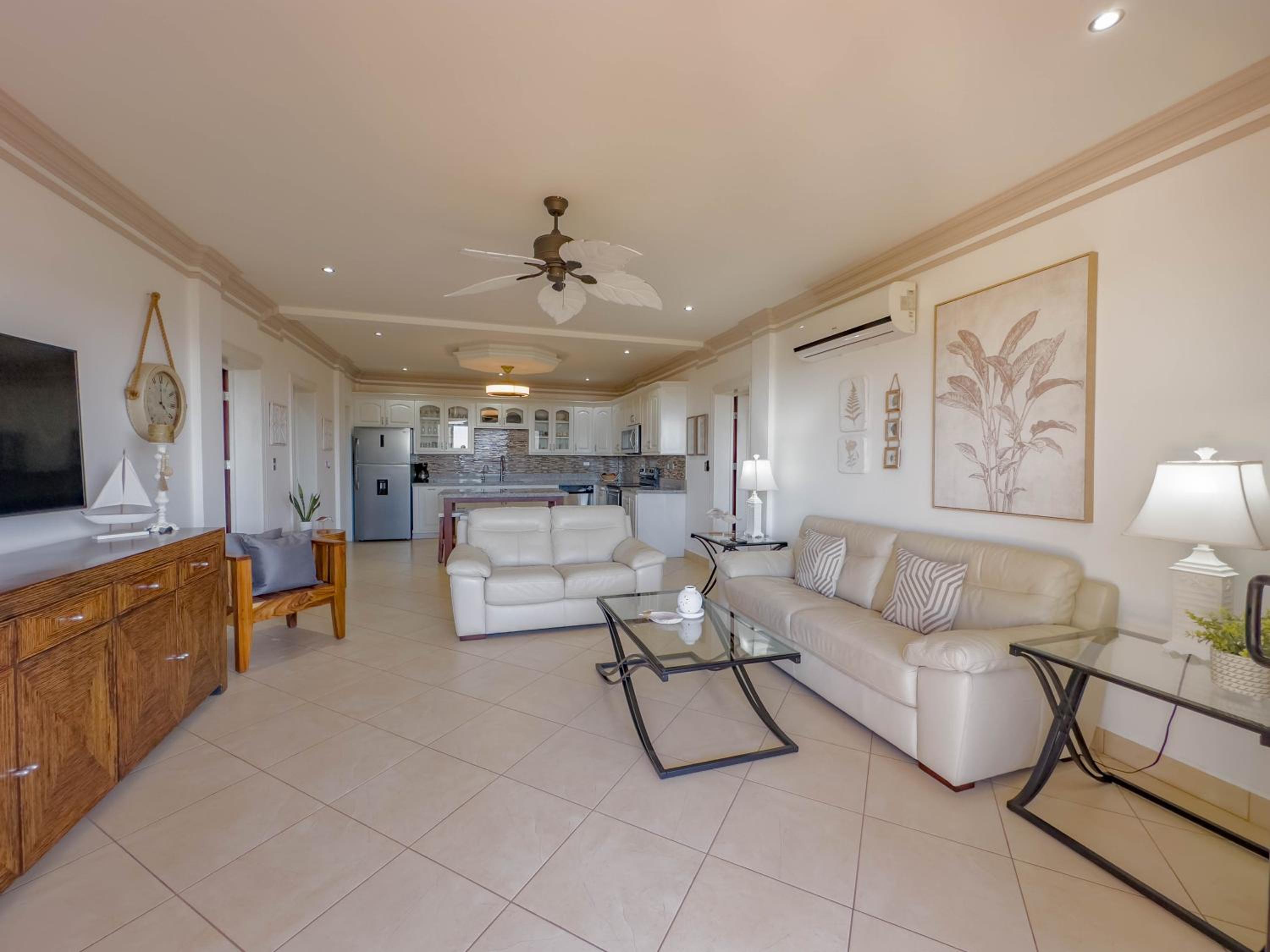 Ocean View Lux And Style Condo