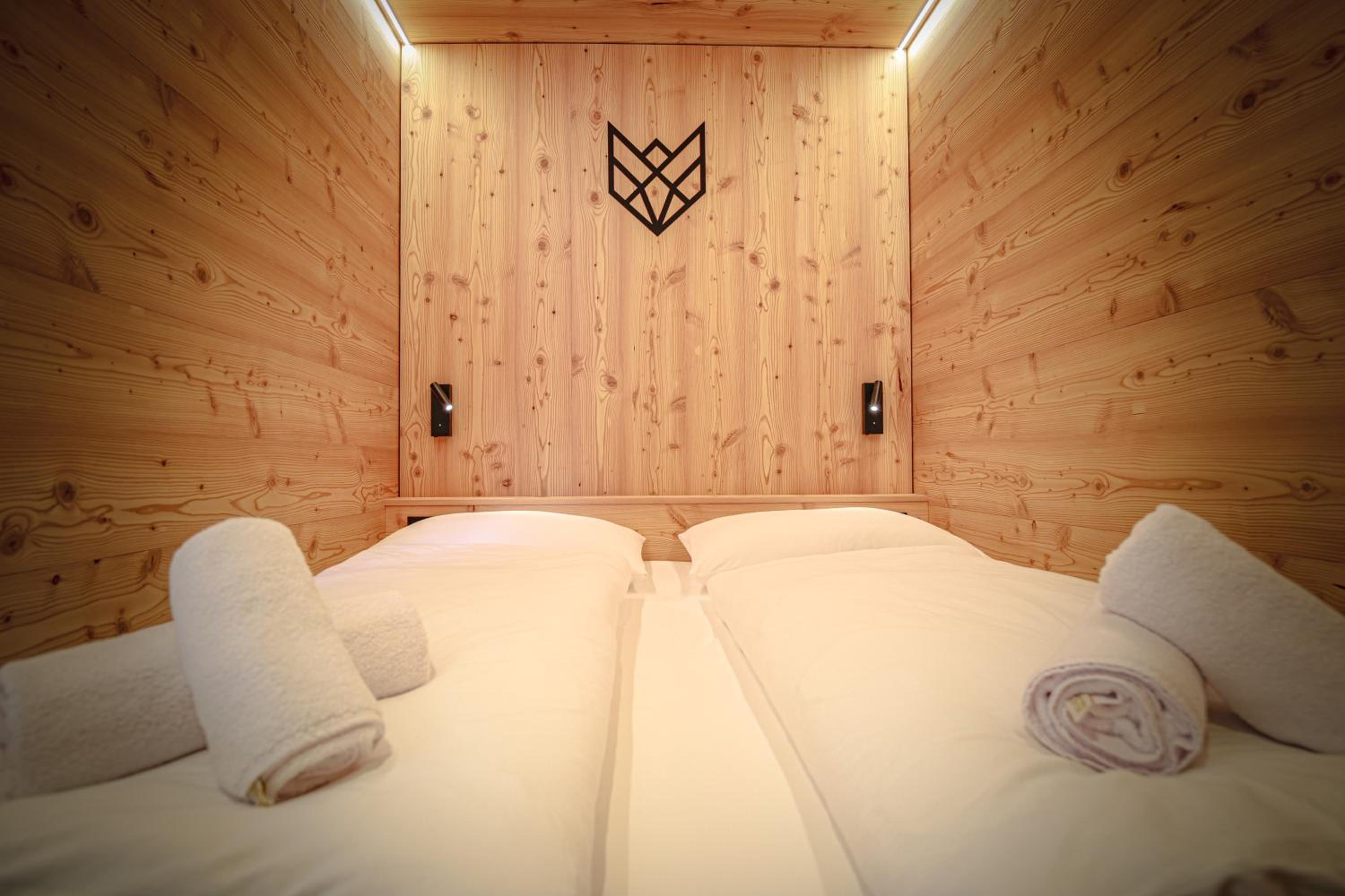 WOLF Apartments - Panorama Mountain Retreat in Tirol
