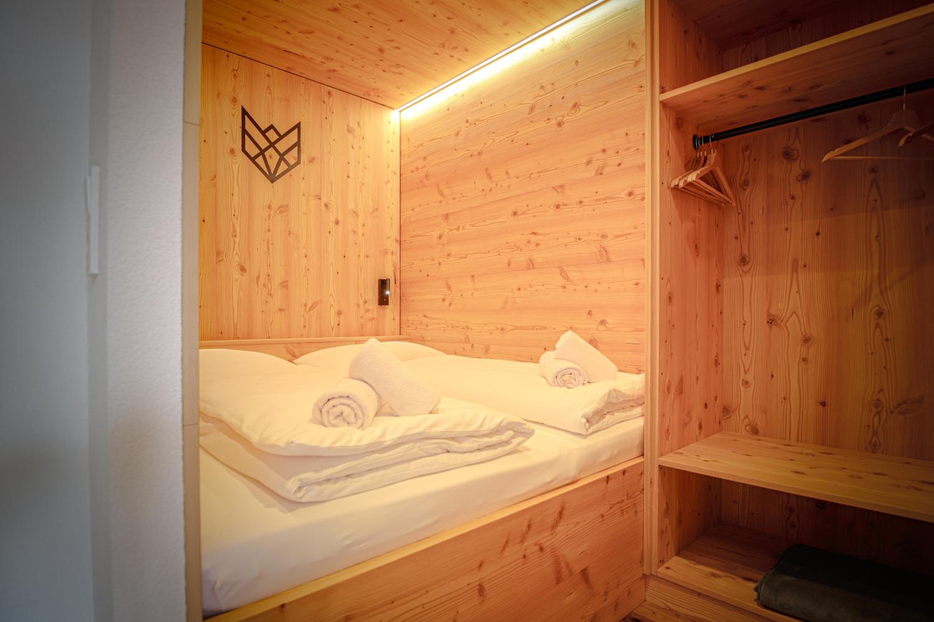 WOLF Apartments - Panorama Mountain Retreat in Tirol