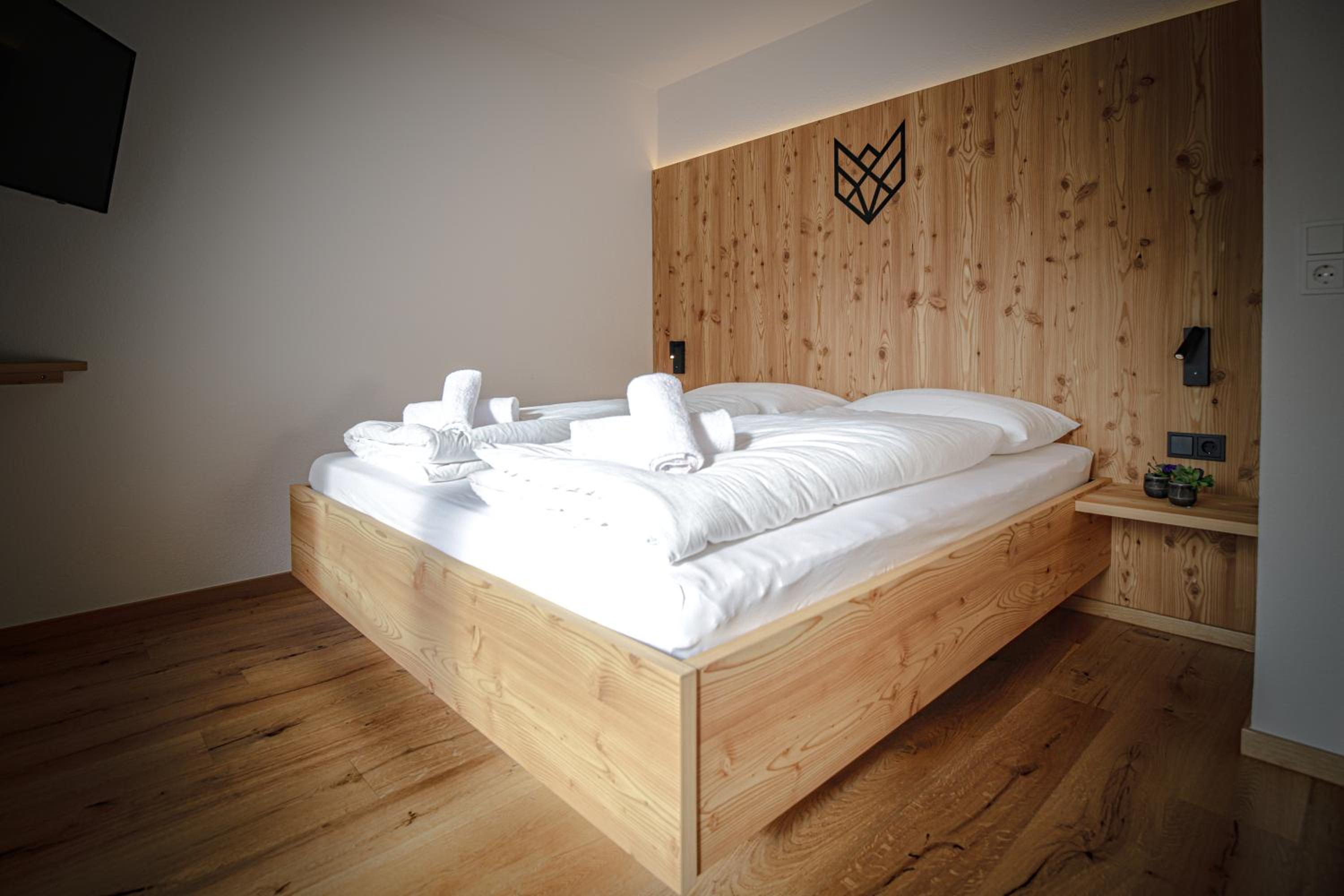 WOLF Apartments - Panorama Mountain Retreat in Tirol