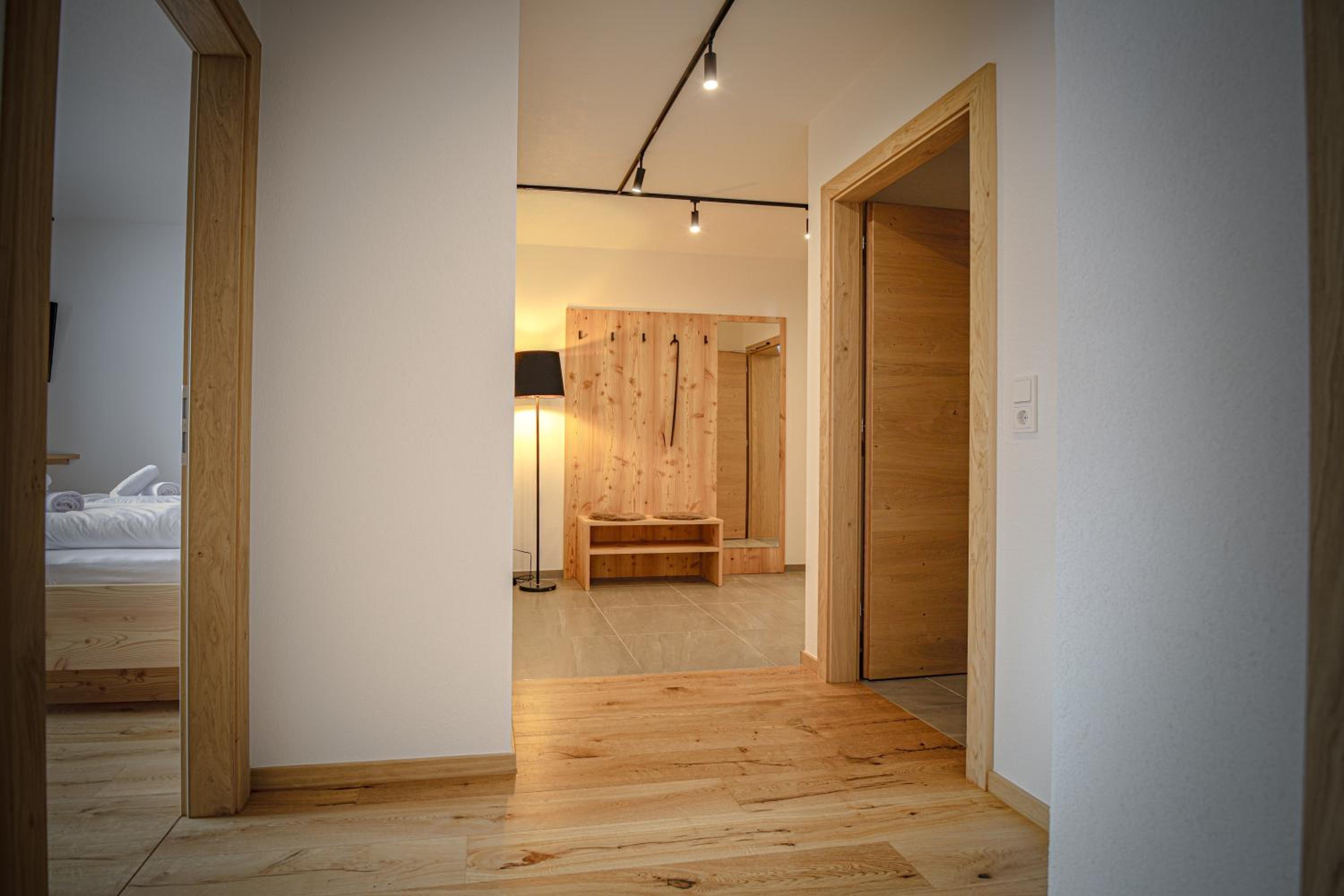 WOLF Apartments - Panorama Mountain Retreat in Tirol