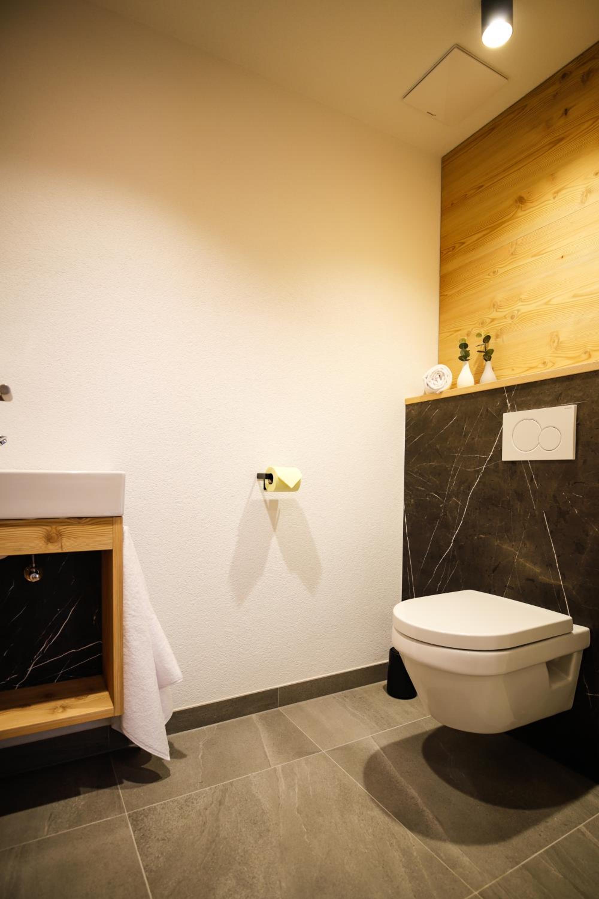 WOLF Apartments - Panorama Mountain Retreat in Tirol