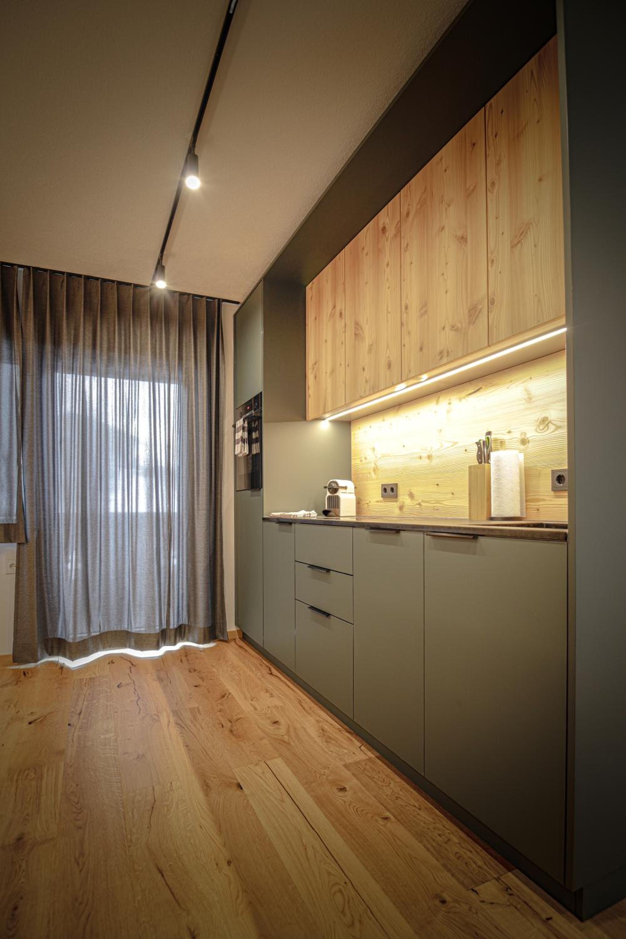 WOLF Apartments - Panorama Mountain Retreat in Tirol