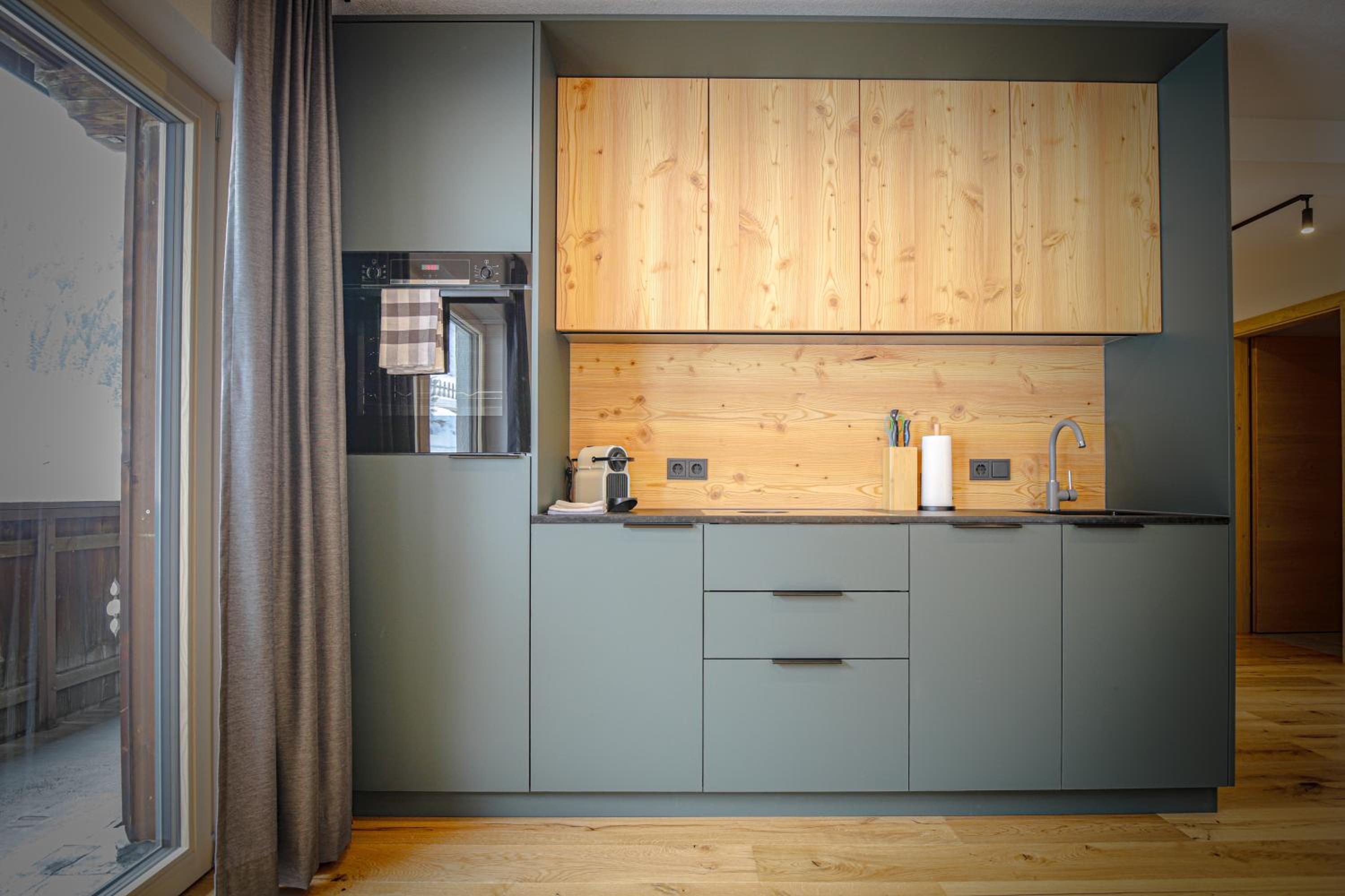 WOLF Apartments - Panorama Mountain Retreat in Tirol