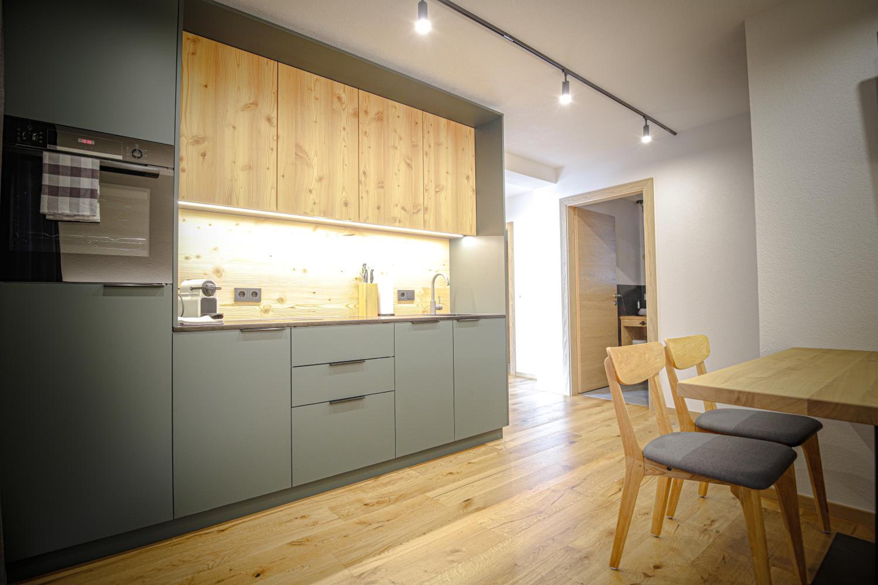 WOLF Apartments - Panorama Mountain Retreat in Tirol