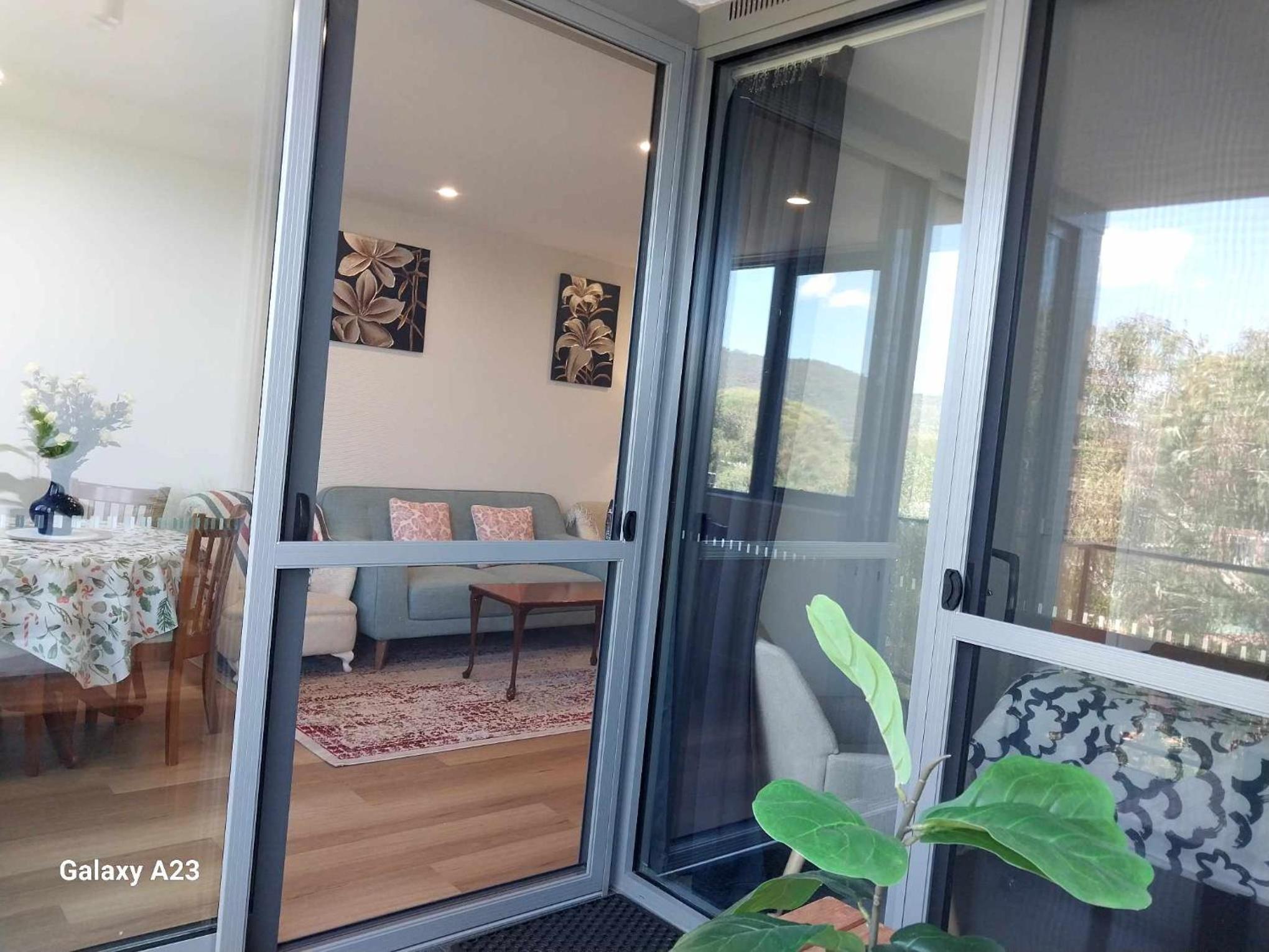 Lux 2 Bed 2 Bath Secure Parking Apartment in the Heart of Dickson, Canberra