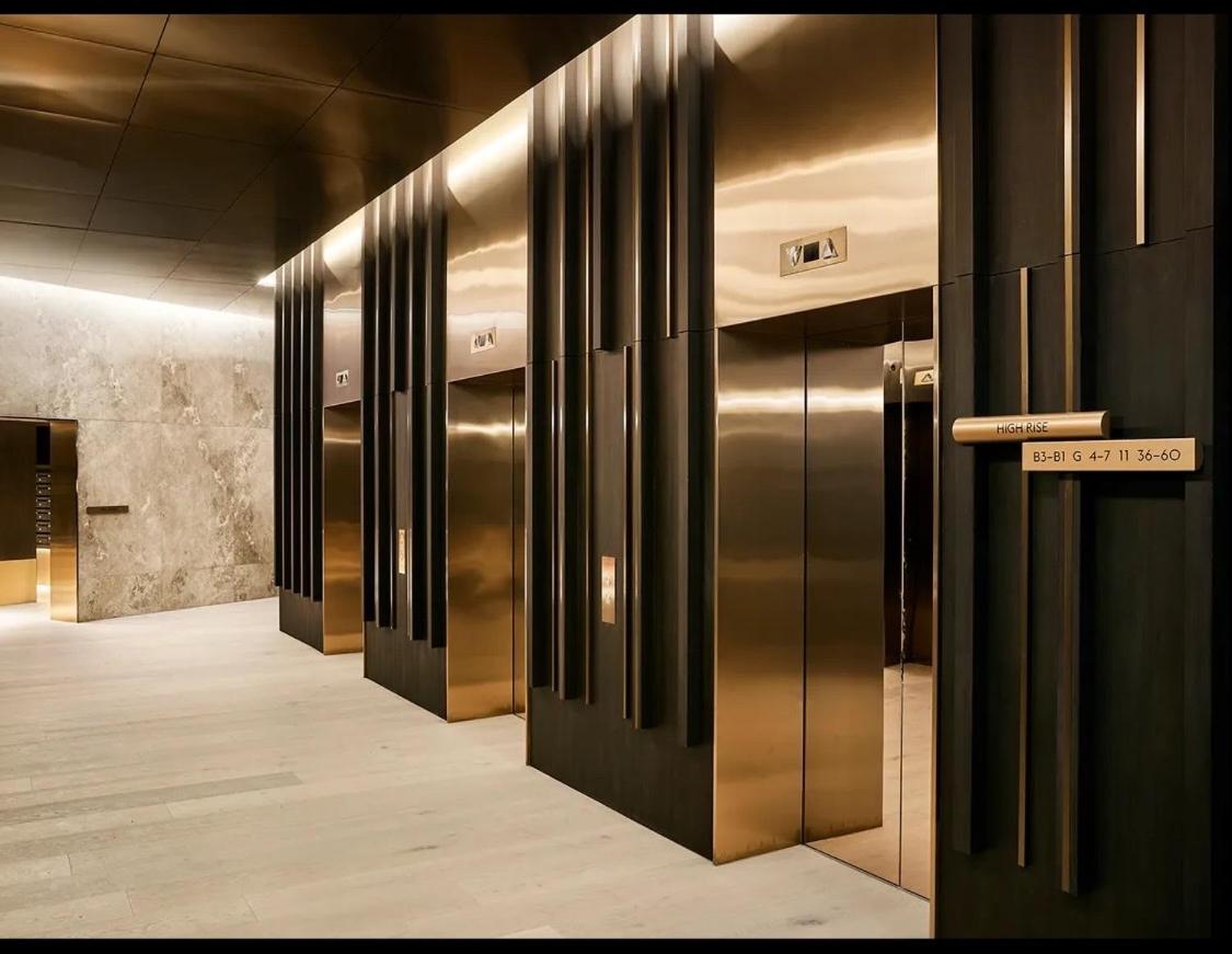 Wsp Lux 3b2b flat in CBD with balcony