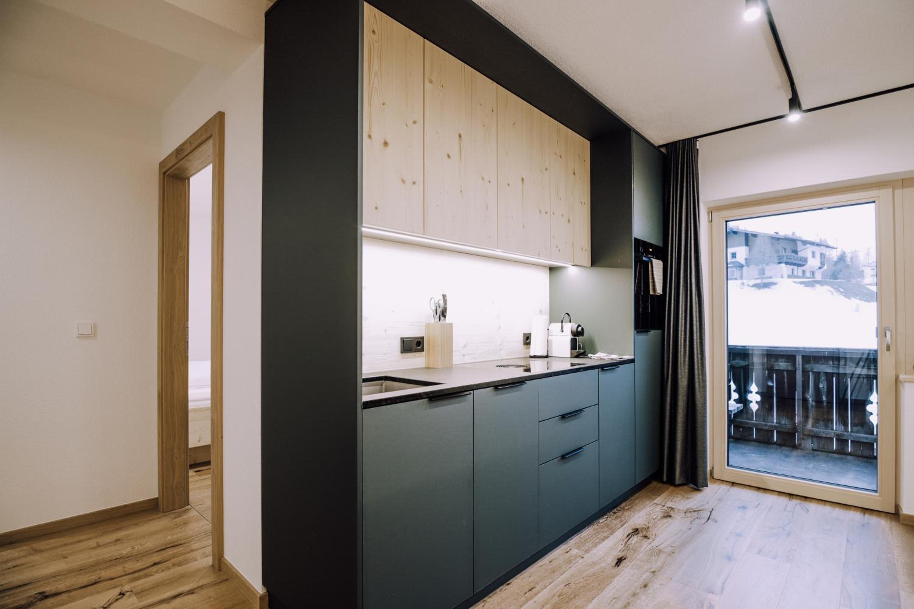 WOLF Apartments - Panorama Mountain Retreat in Tirol