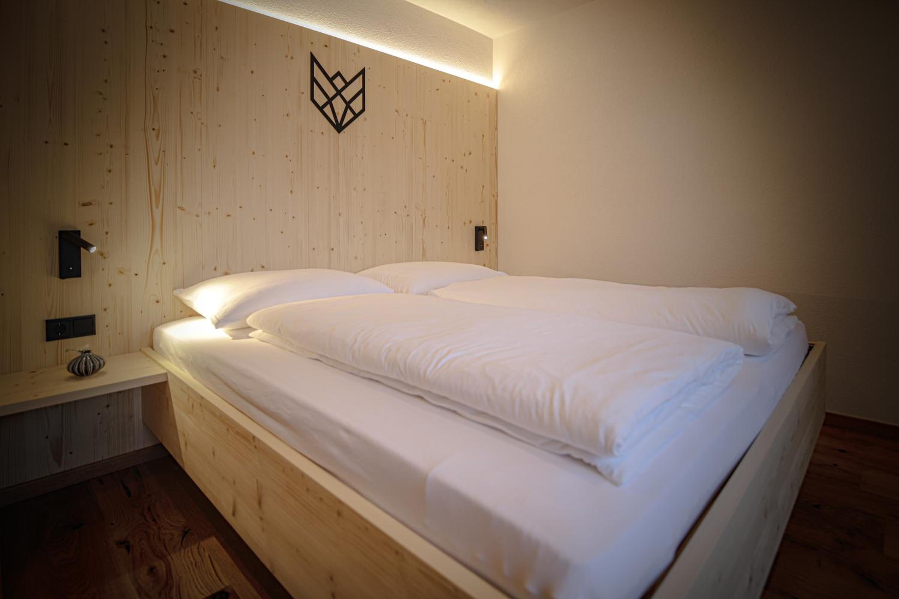WOLF Apartments - Panorama Mountain Retreat in Tirol