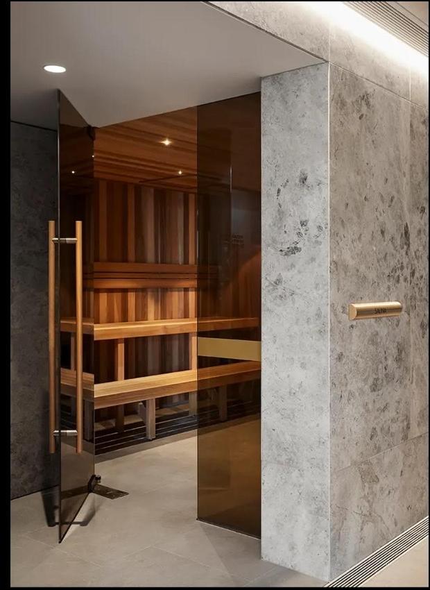 Wsp Lux 3b2b flat in CBD with balcony