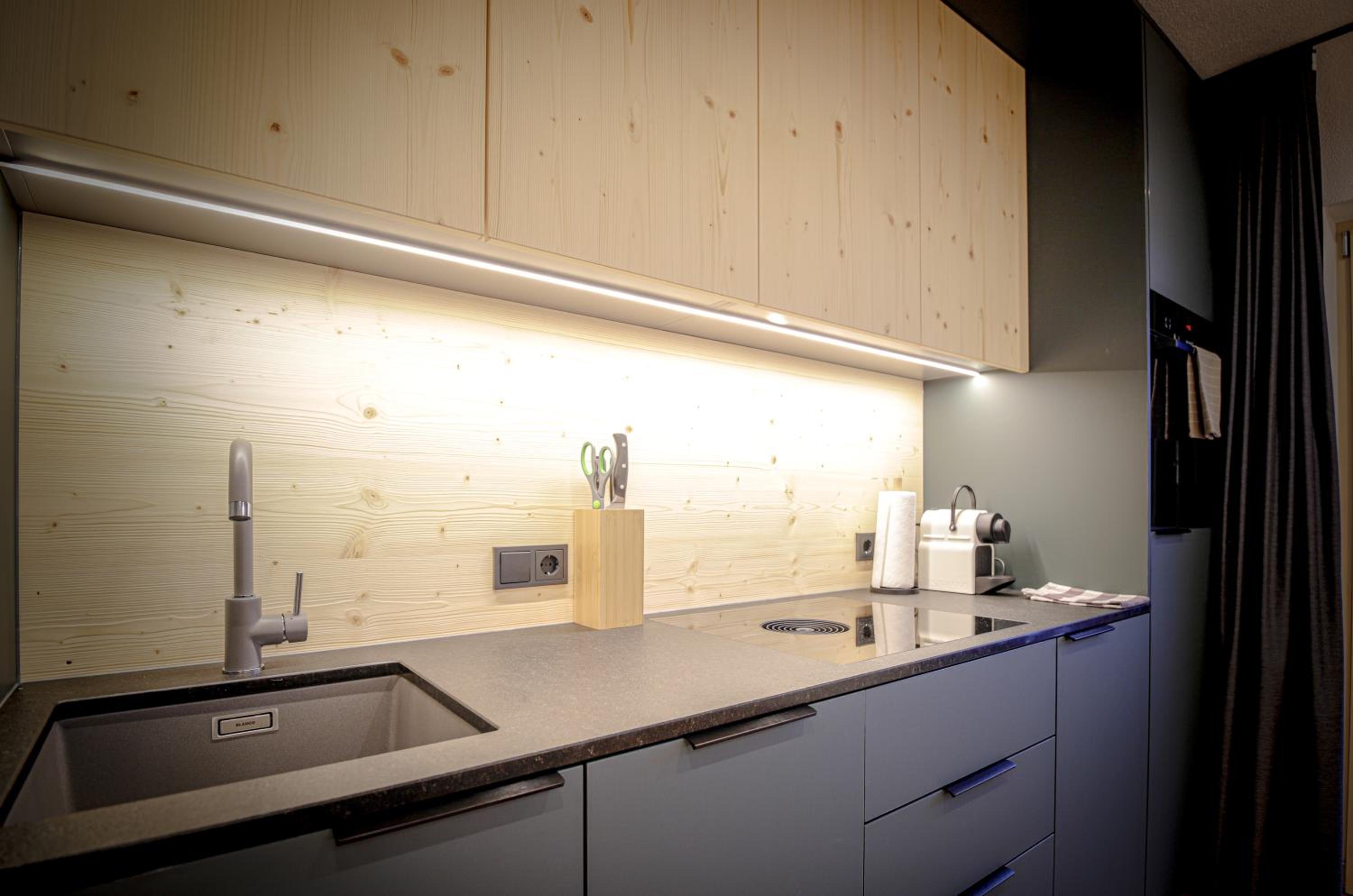 WOLF Apartments - Panorama Mountain Retreat in Tirol
