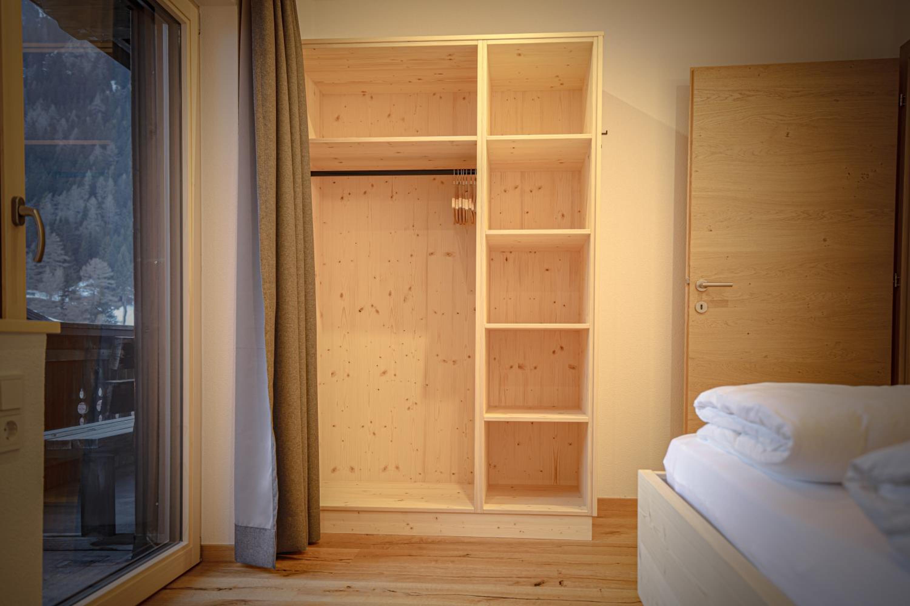 WOLF Apartments - Panorama Mountain Retreat in Tirol