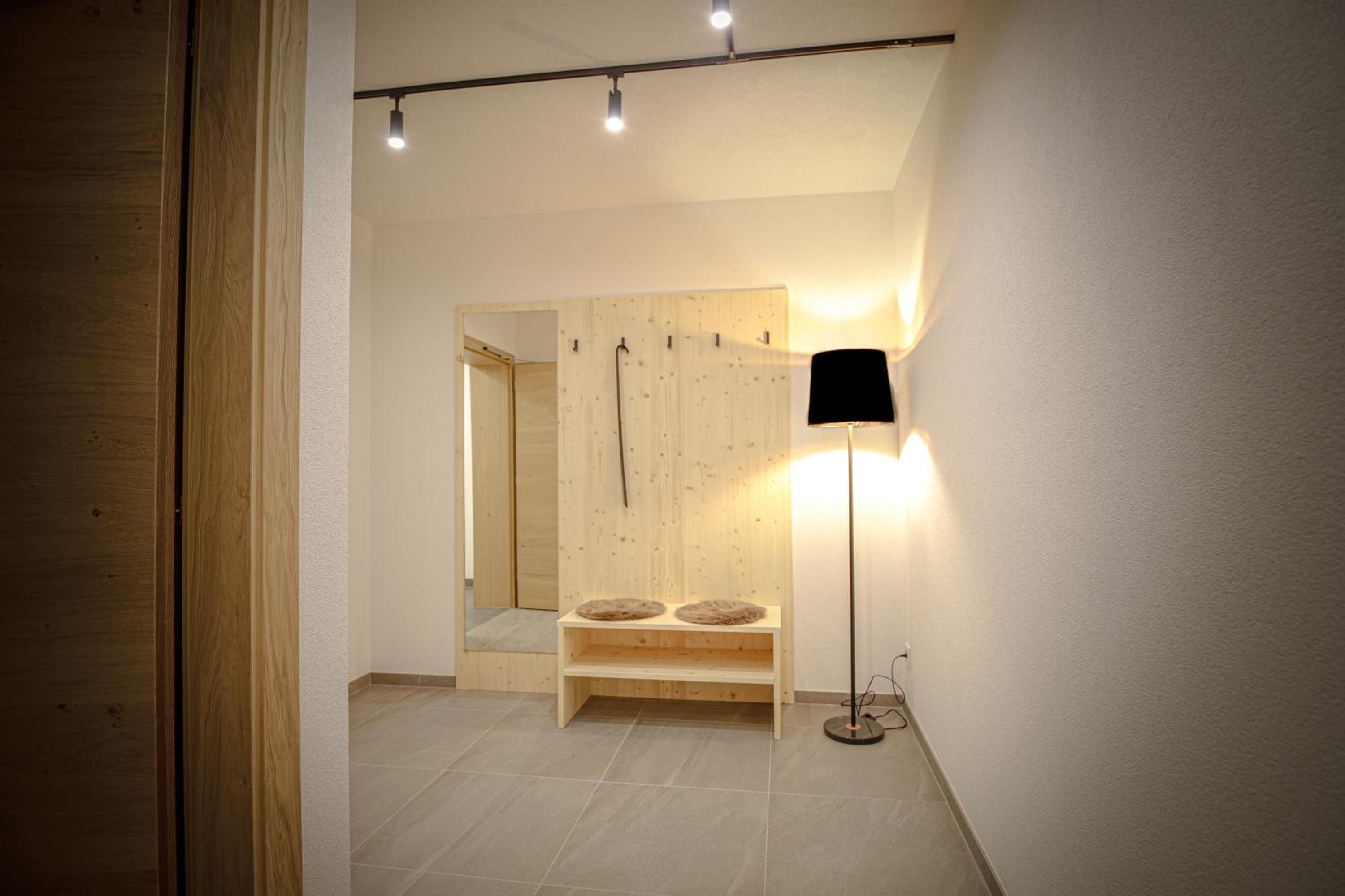 WOLF Apartments - Panorama Mountain Retreat in Tirol
