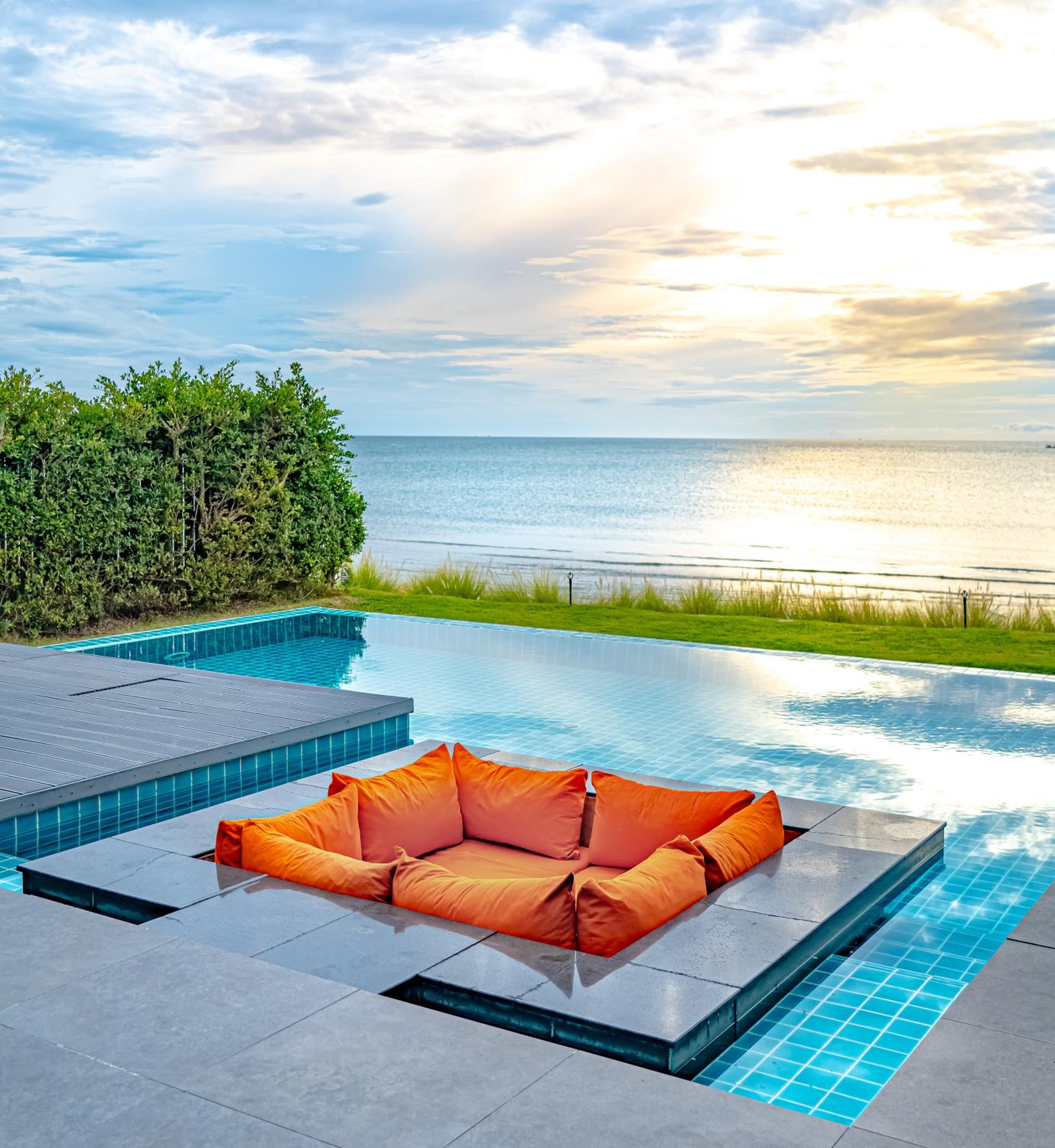 Sunshine Paradise Resort