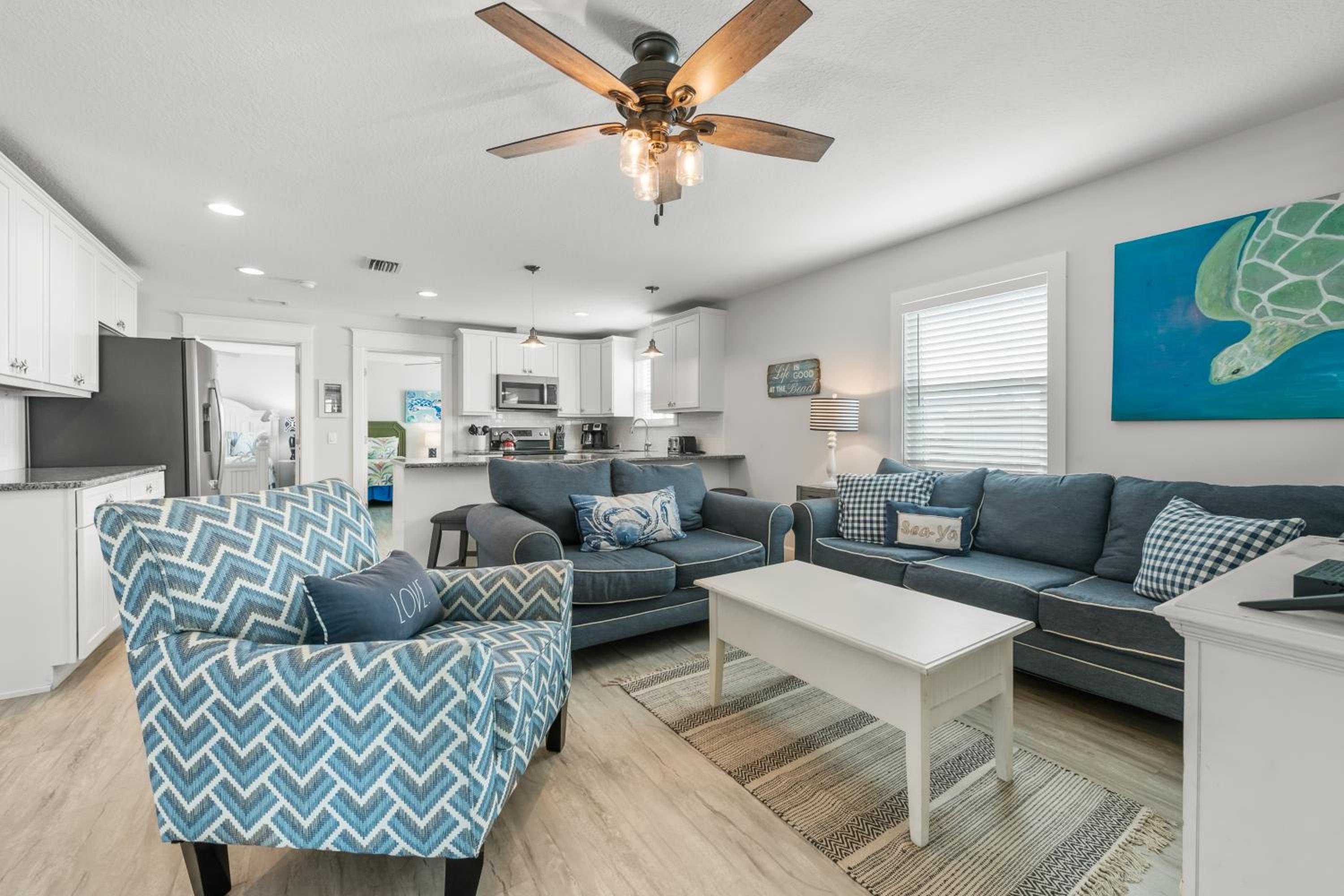 Family Tides - 2 Homes in 1 Steps to Beach w Rooftop Views Heated Pool Close to Bridge St view 4