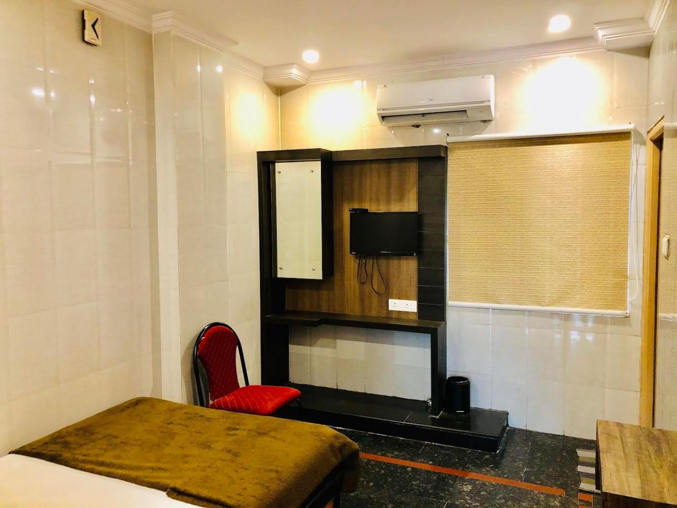 HOTEL TEJASRI RESIDENCY view 2