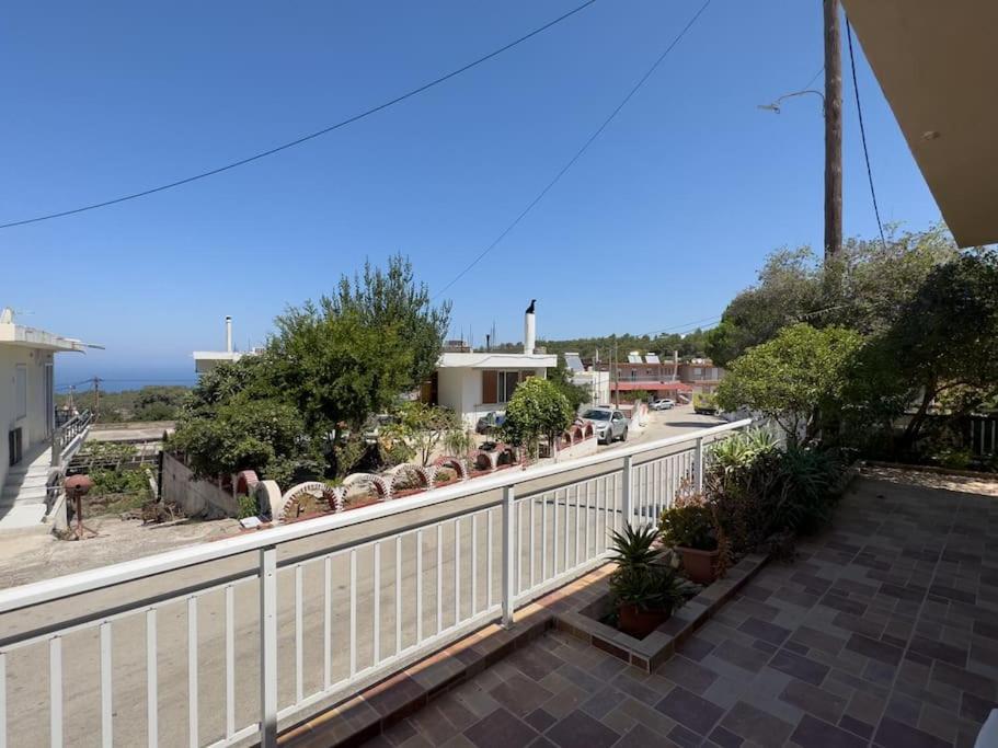Maison authentique avec grande terrasse