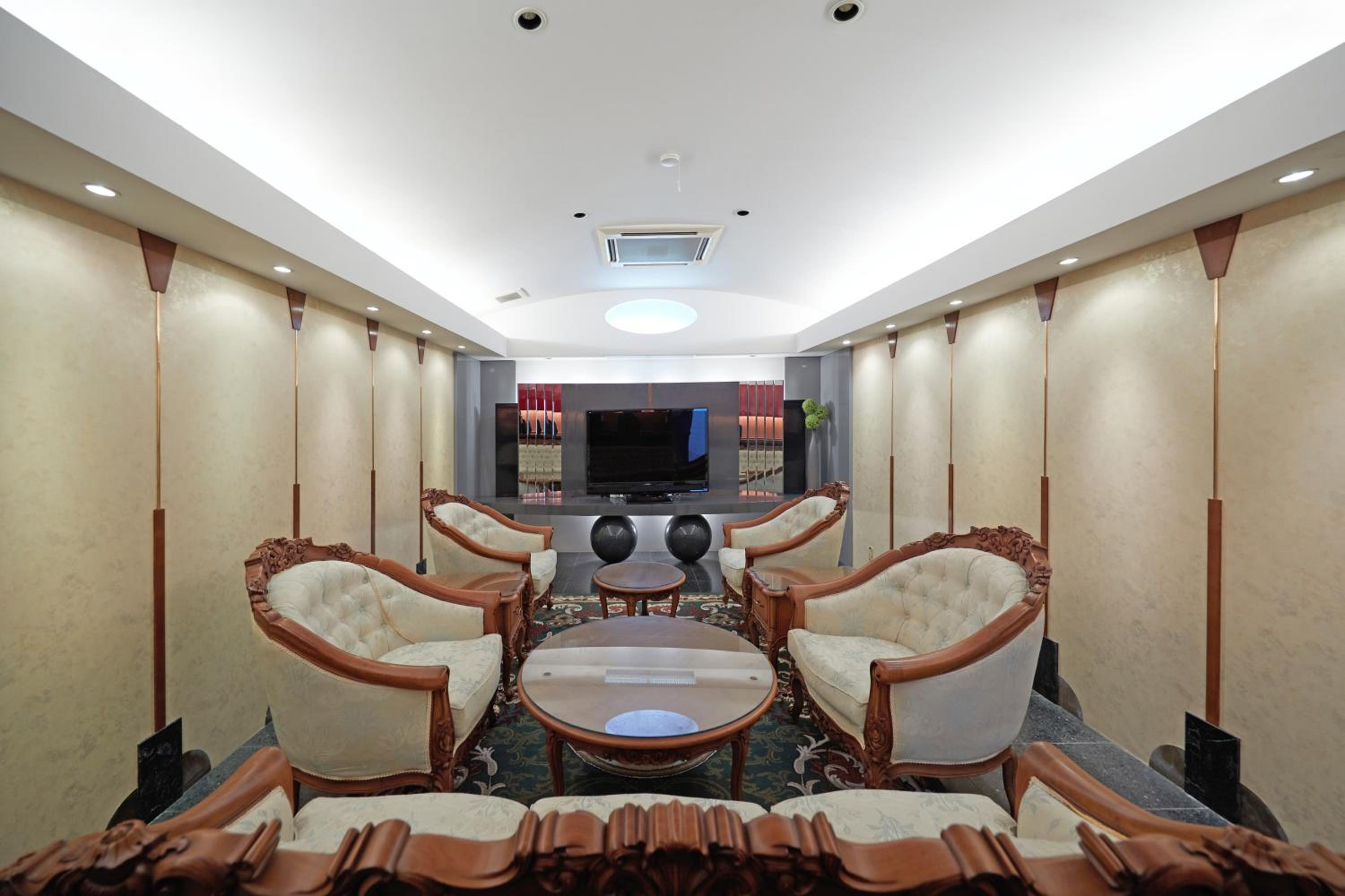 Kyo-machiya Stay WAKA Fushimiinari - Image 3