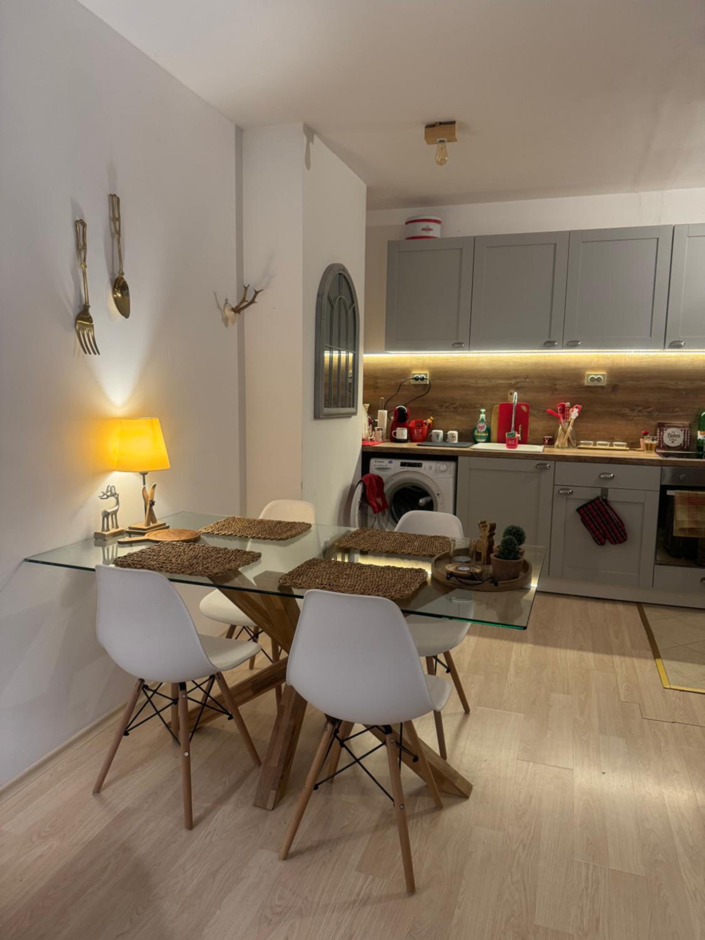 Bansko Vacations - Apartment Chalet 13 with Fireplace Terrace, St John Park - Property Image 7