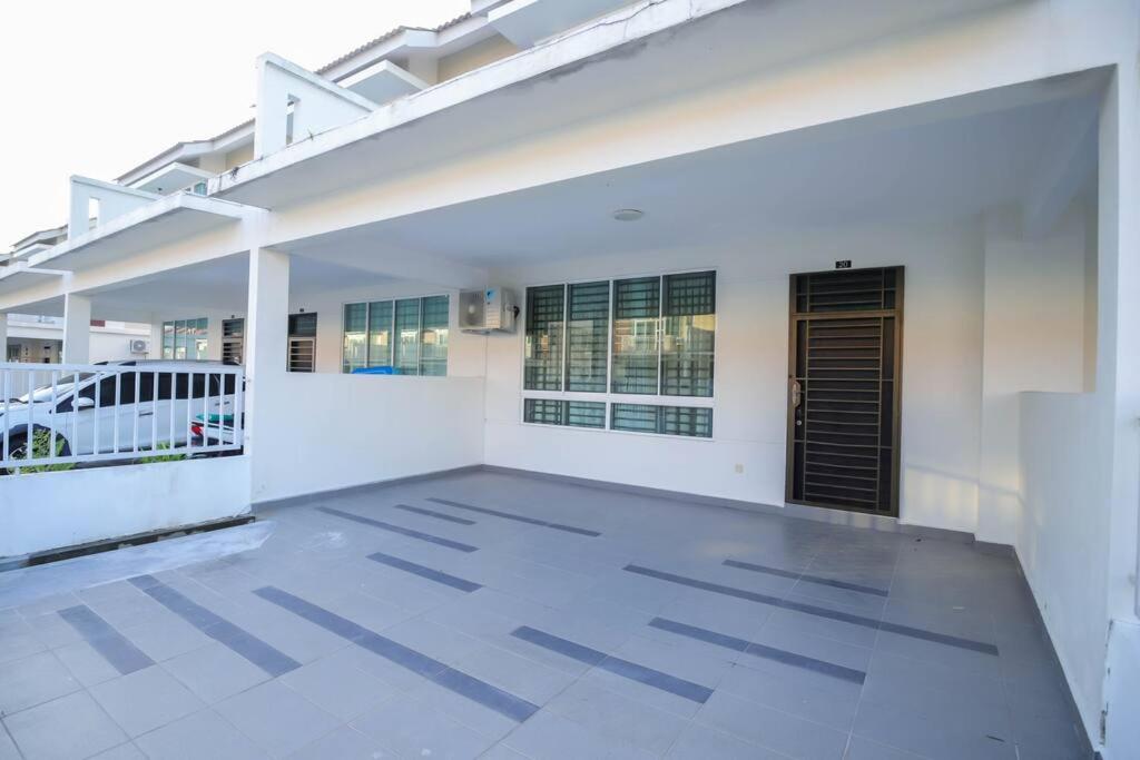 Rezeki Homestay@Harmonia2 Desaru photo 1