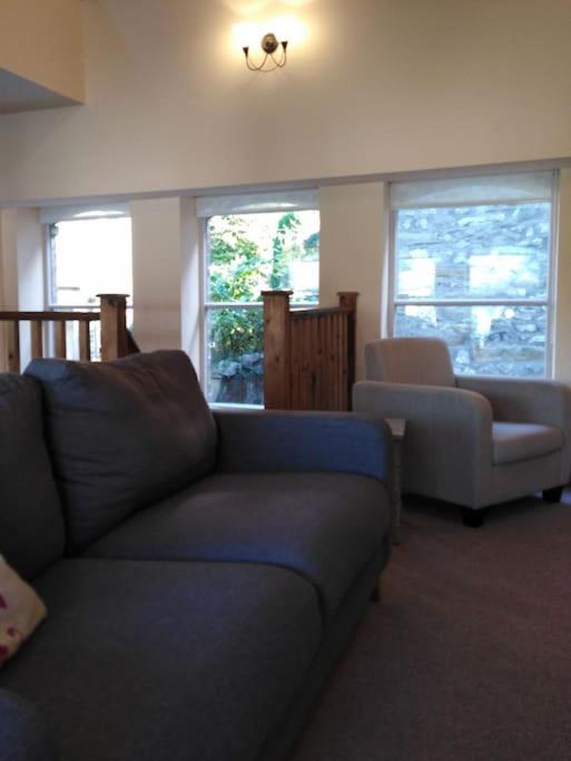 Upside down in Settle. Stylish, central and cosy view 3