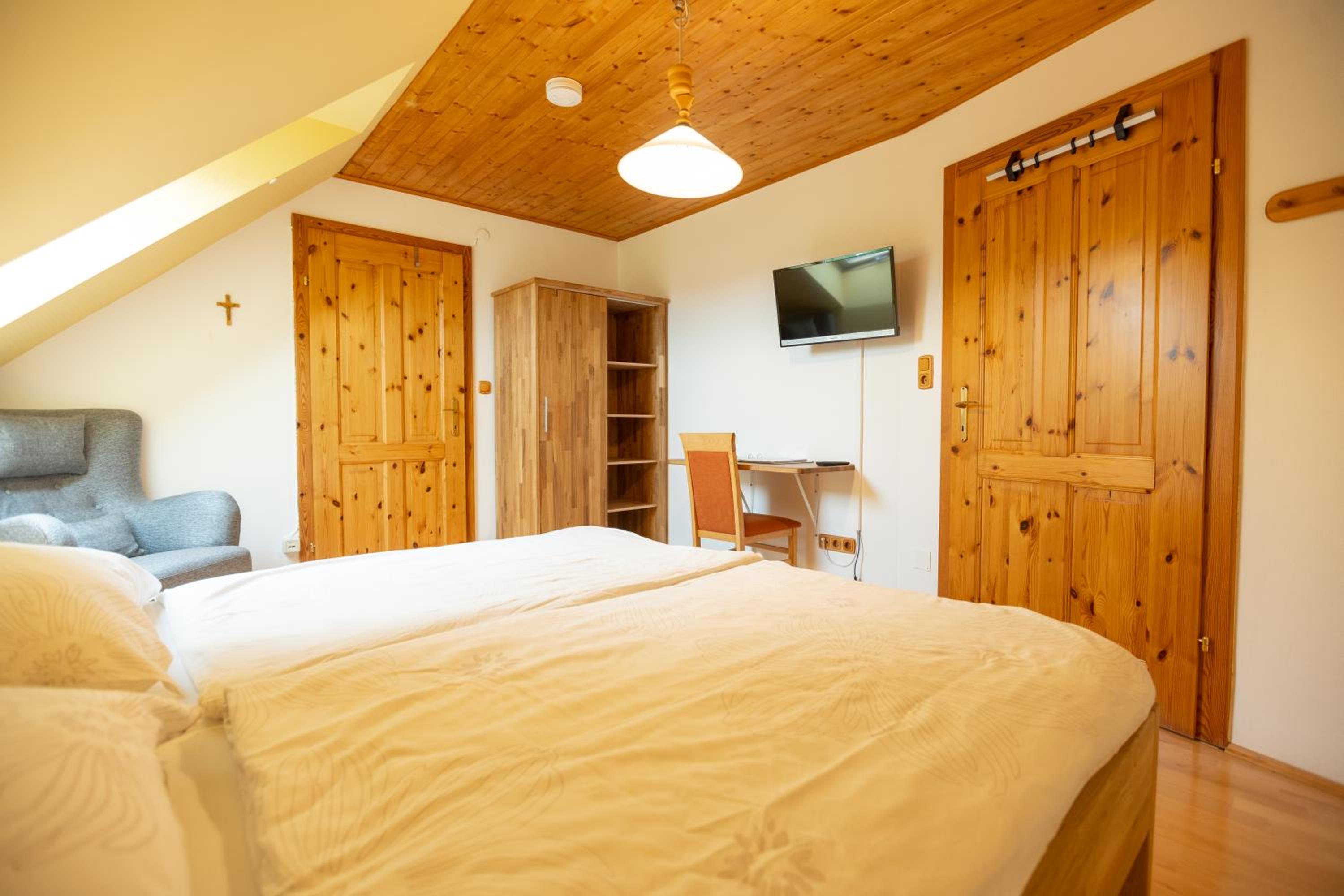 Photo 67