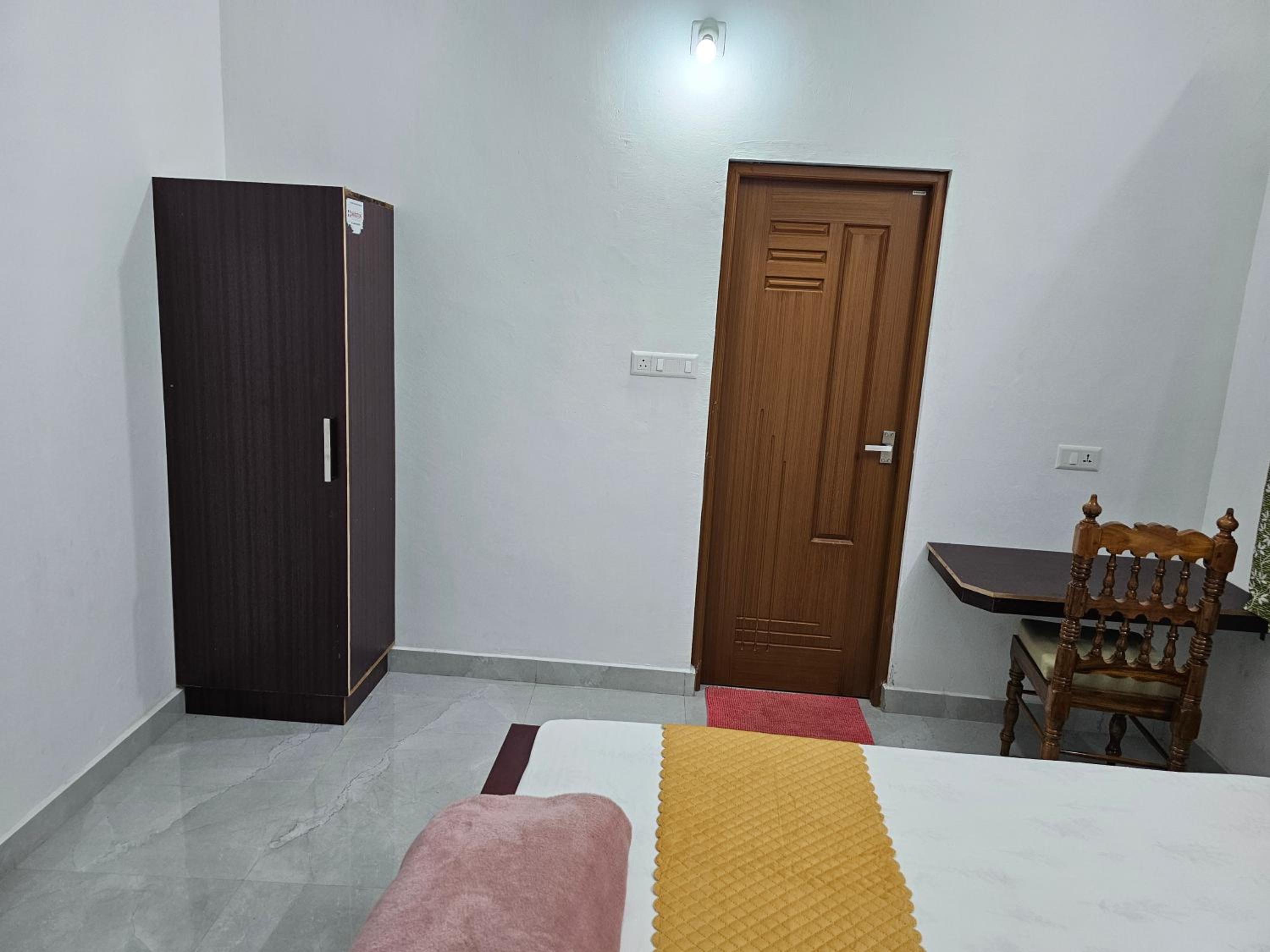 ZEAL HOMES And Apartments Koothattukulam