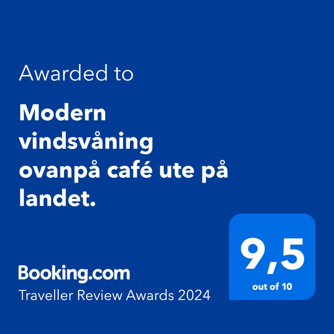 Stor lägenhet ovanpå café ute på landet