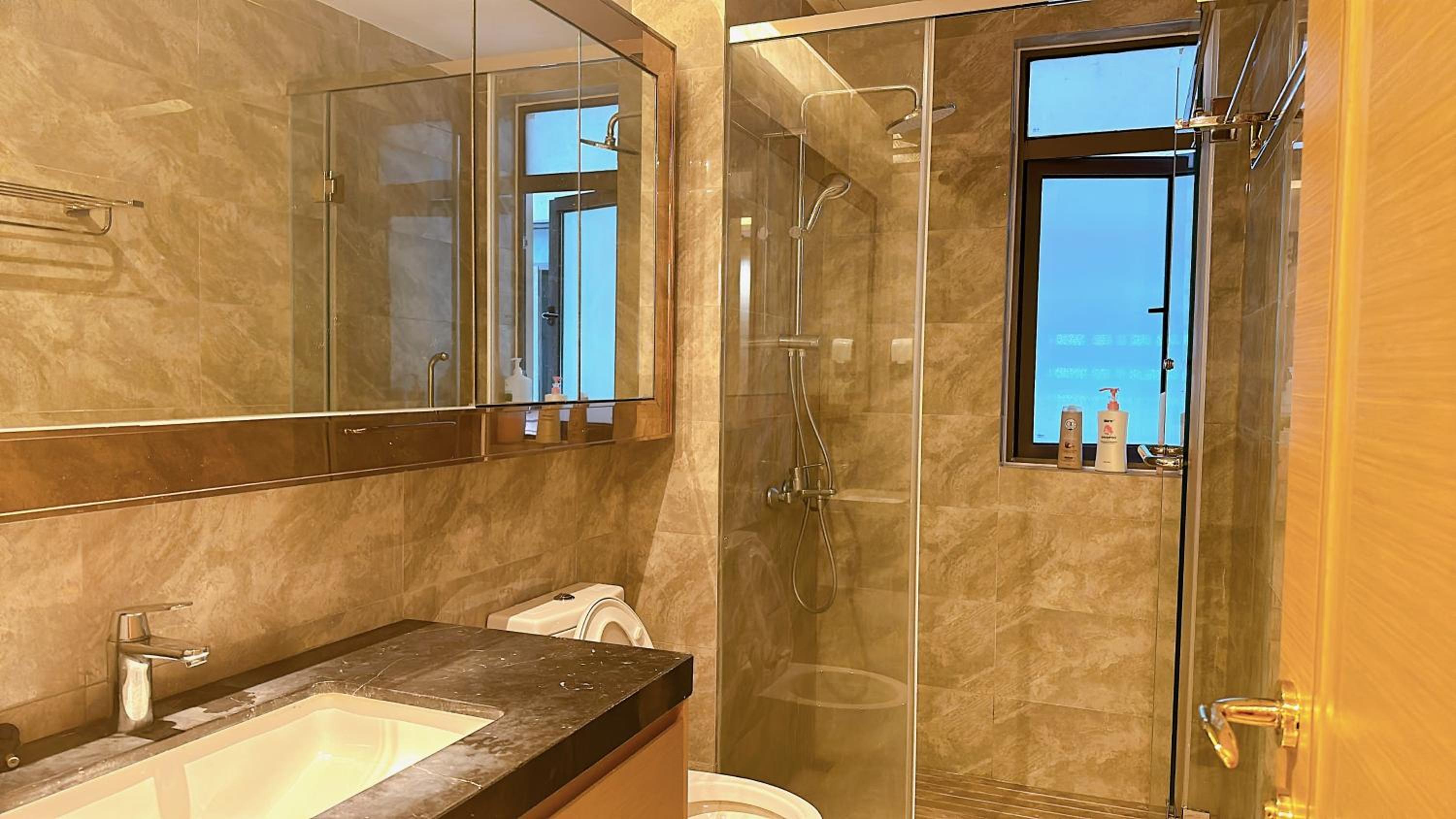 R&F Princess Cove by Cactus Homestay