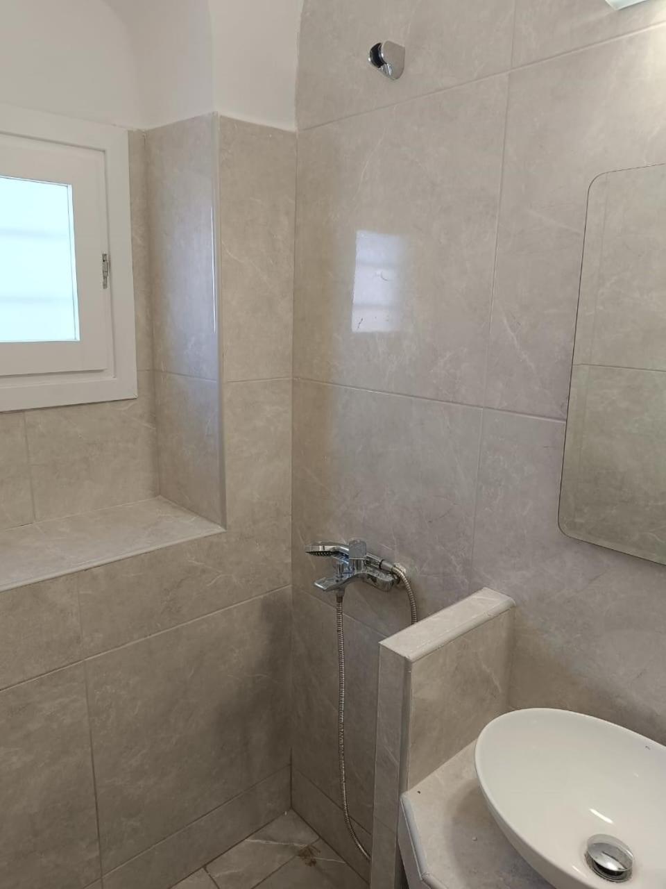 Oia Vacations - Marcos Rooms - Property Image 20