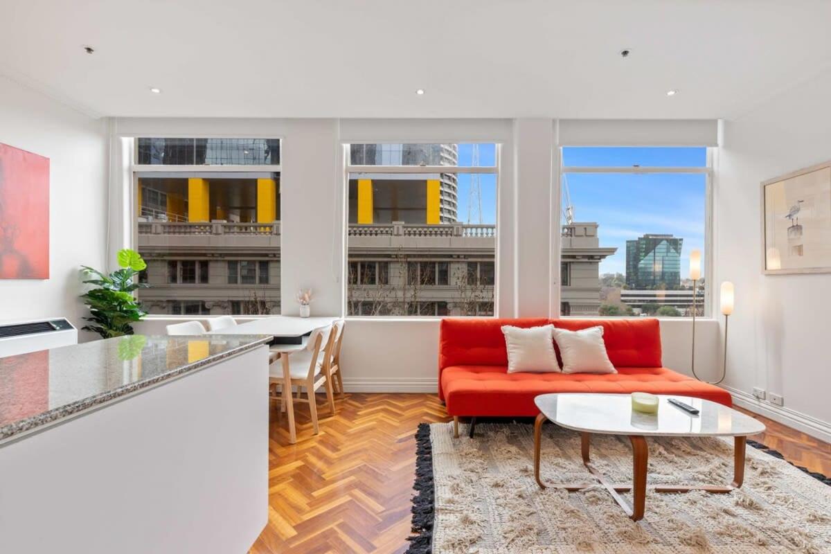 Chic 1-Bed Apartment In the Heart of Melbourne
